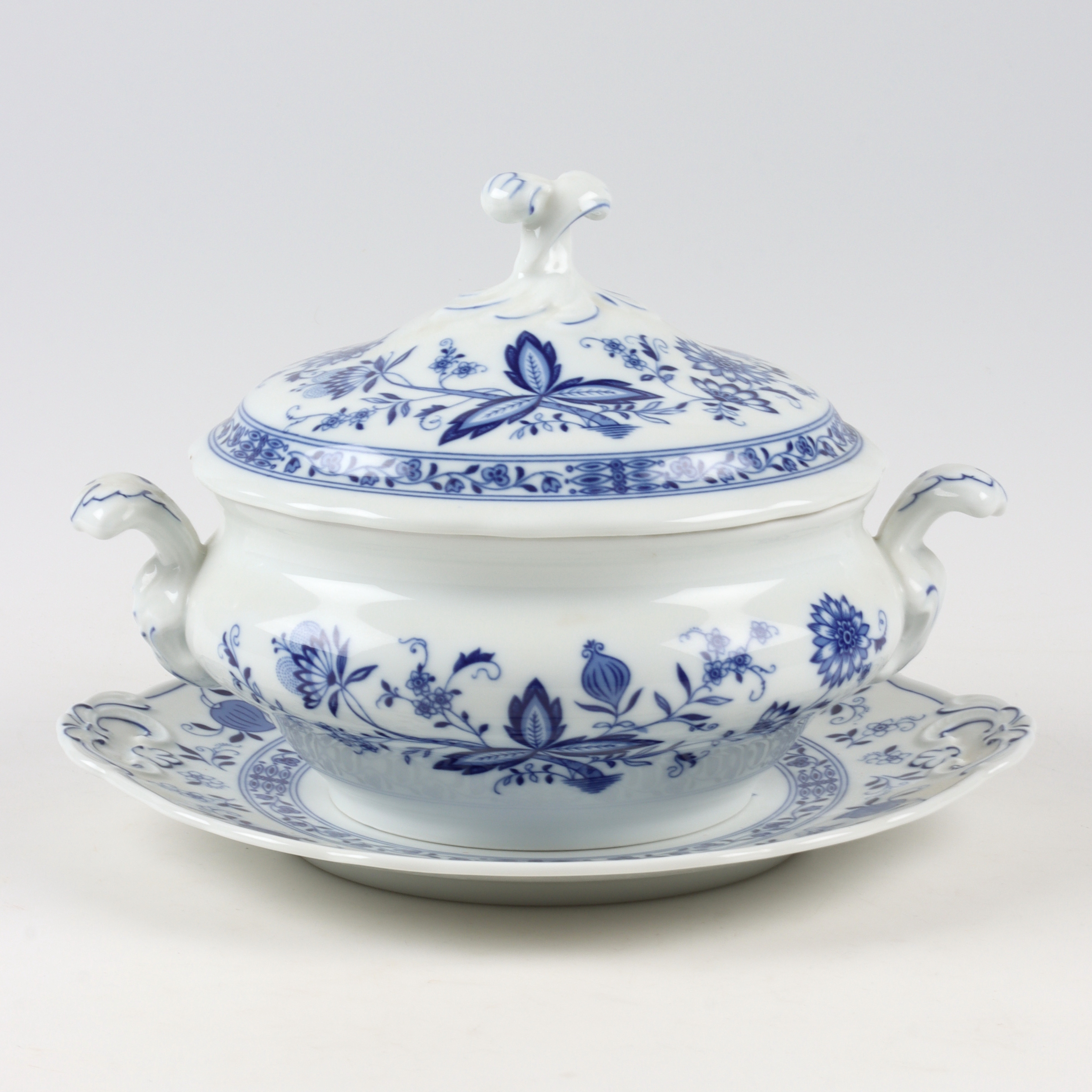 TERRIN med FAT, porslin, "Royal Heidelberg", Tyskland.