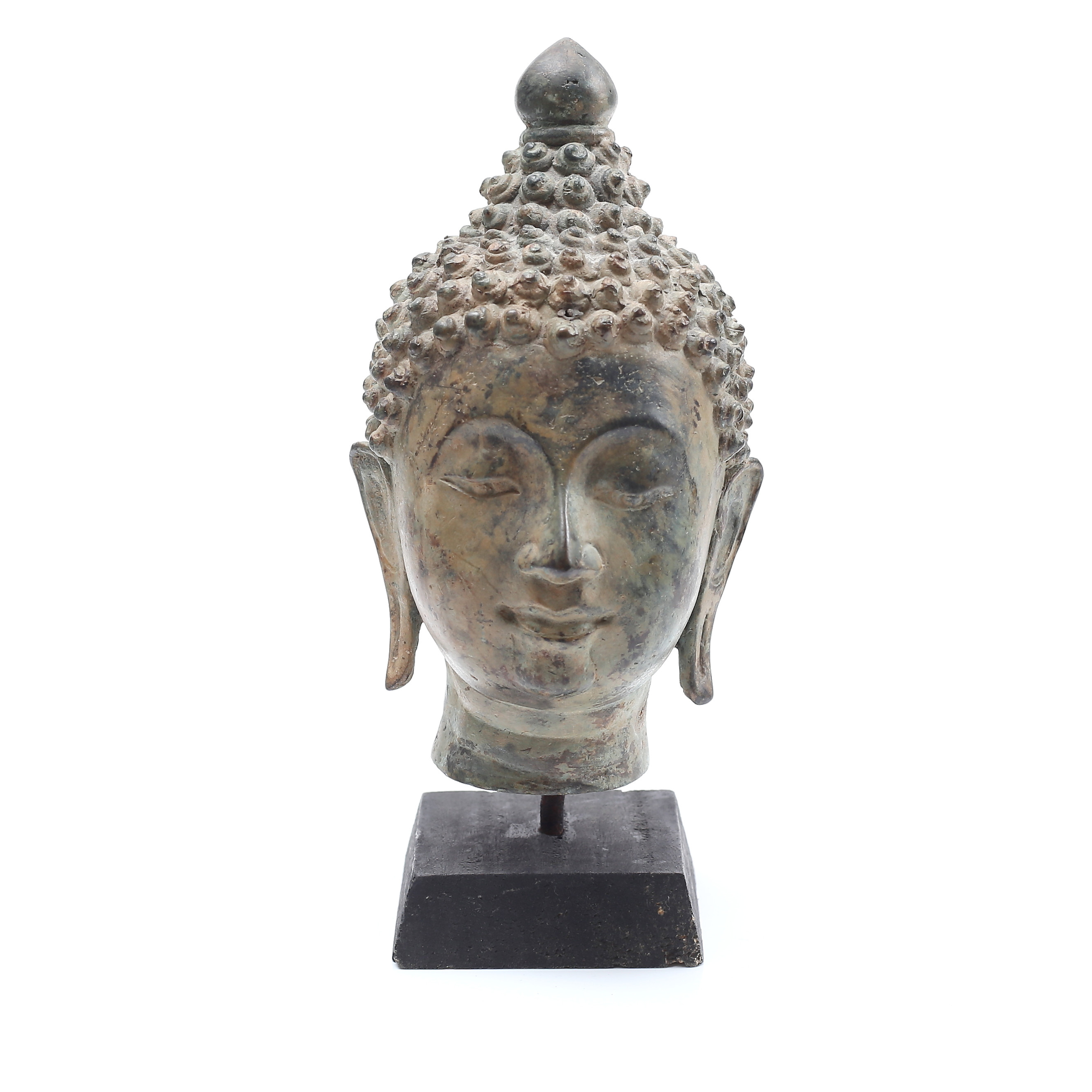 SKULPTUR, Buddha, patinerad metall, på träsockel.