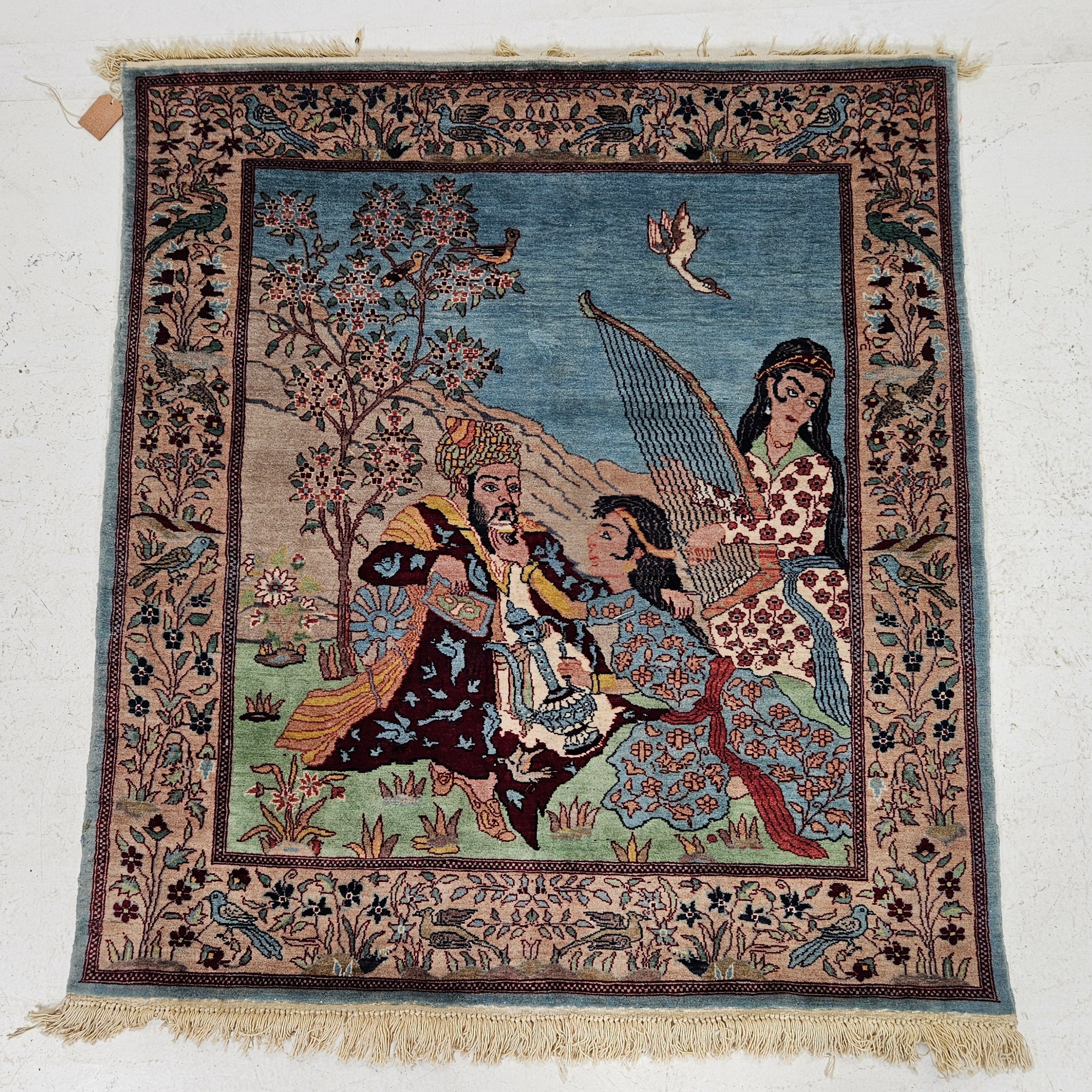 MATTA, orientalisk, figural, ca. 118x108 cm.