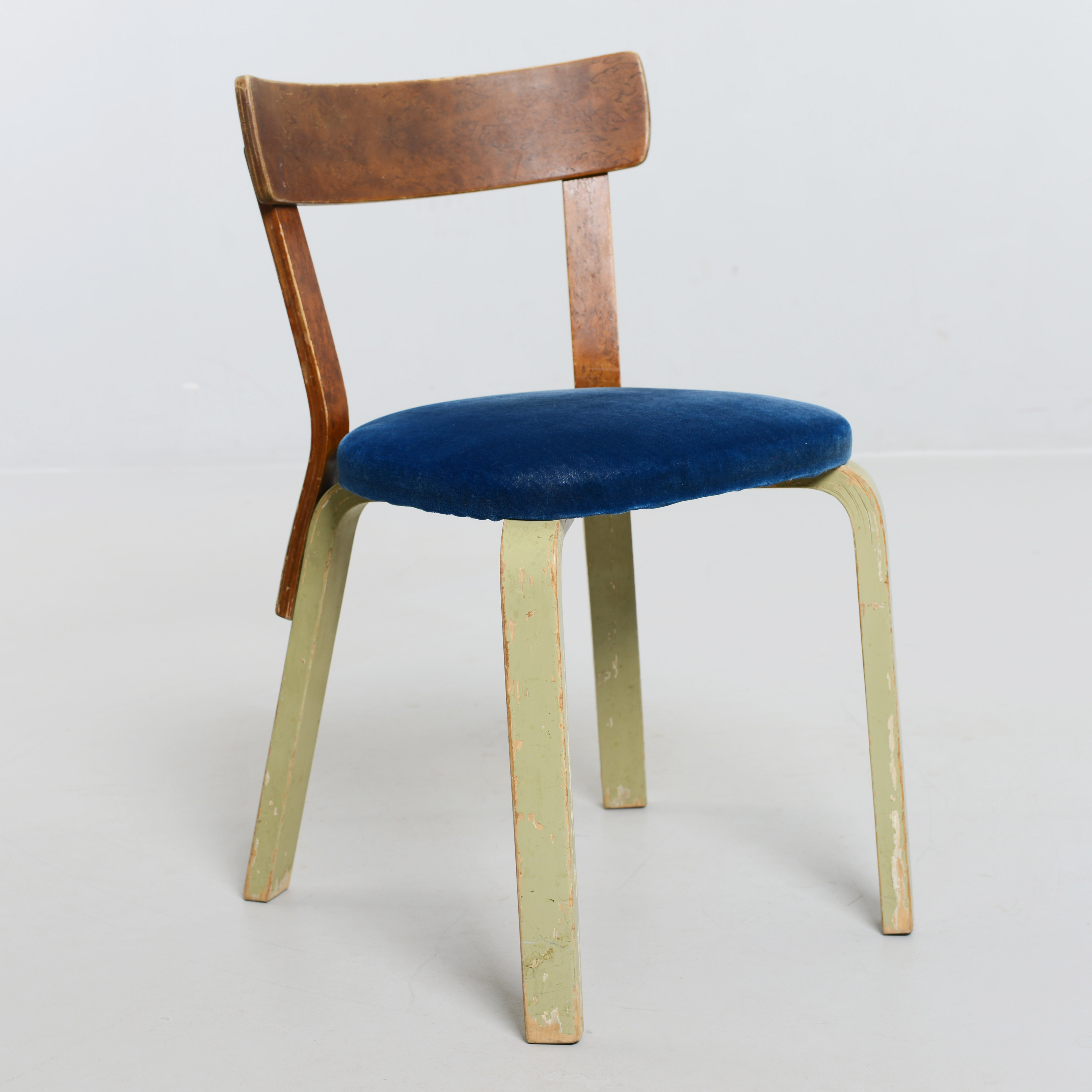 ALVAR AALTO. Stol, modell 69, Artek, 1930-tal.