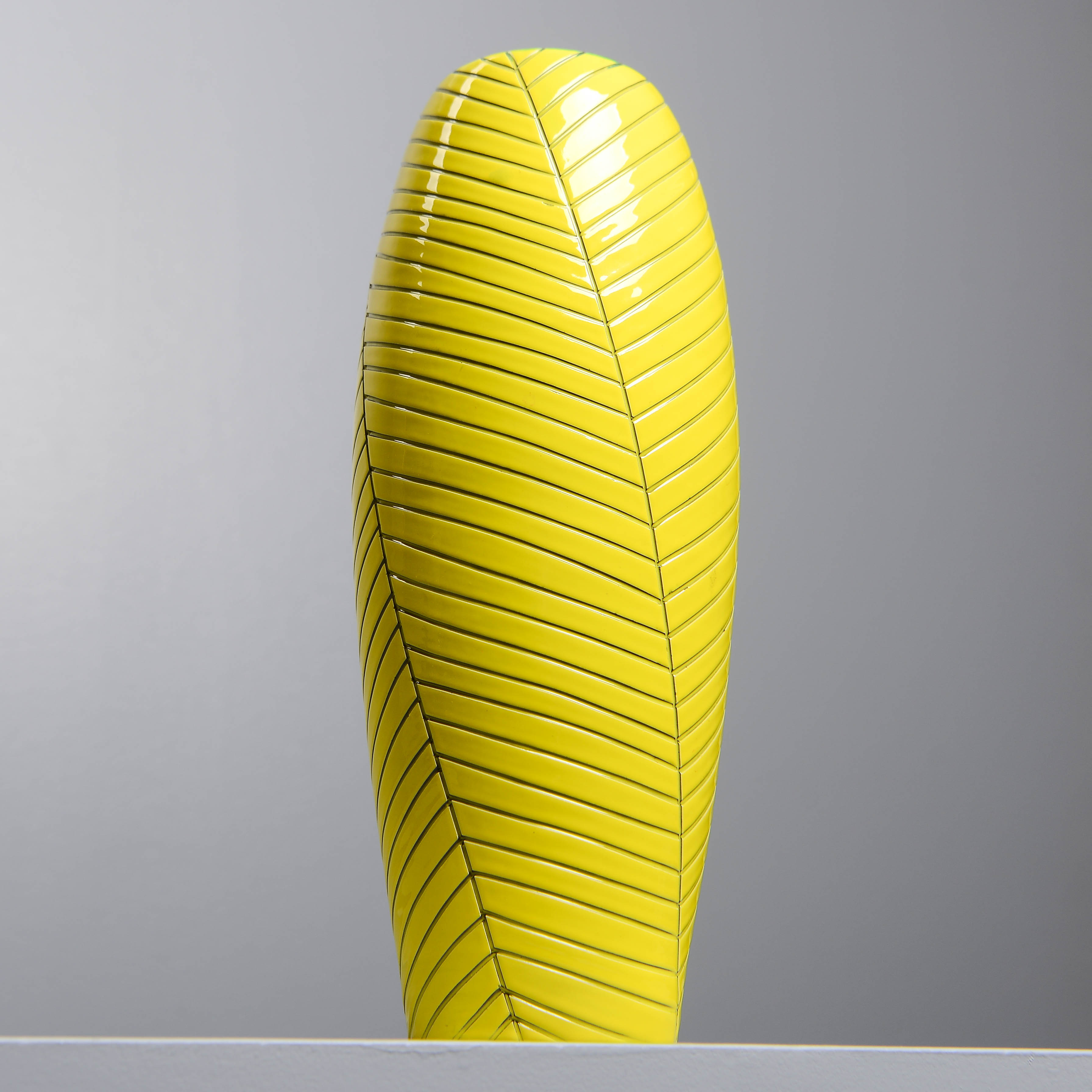 INGRID ATTERBERG. "Spira (gul)", vas, modell 2338, Upsala-Ekeby, 1958-59.