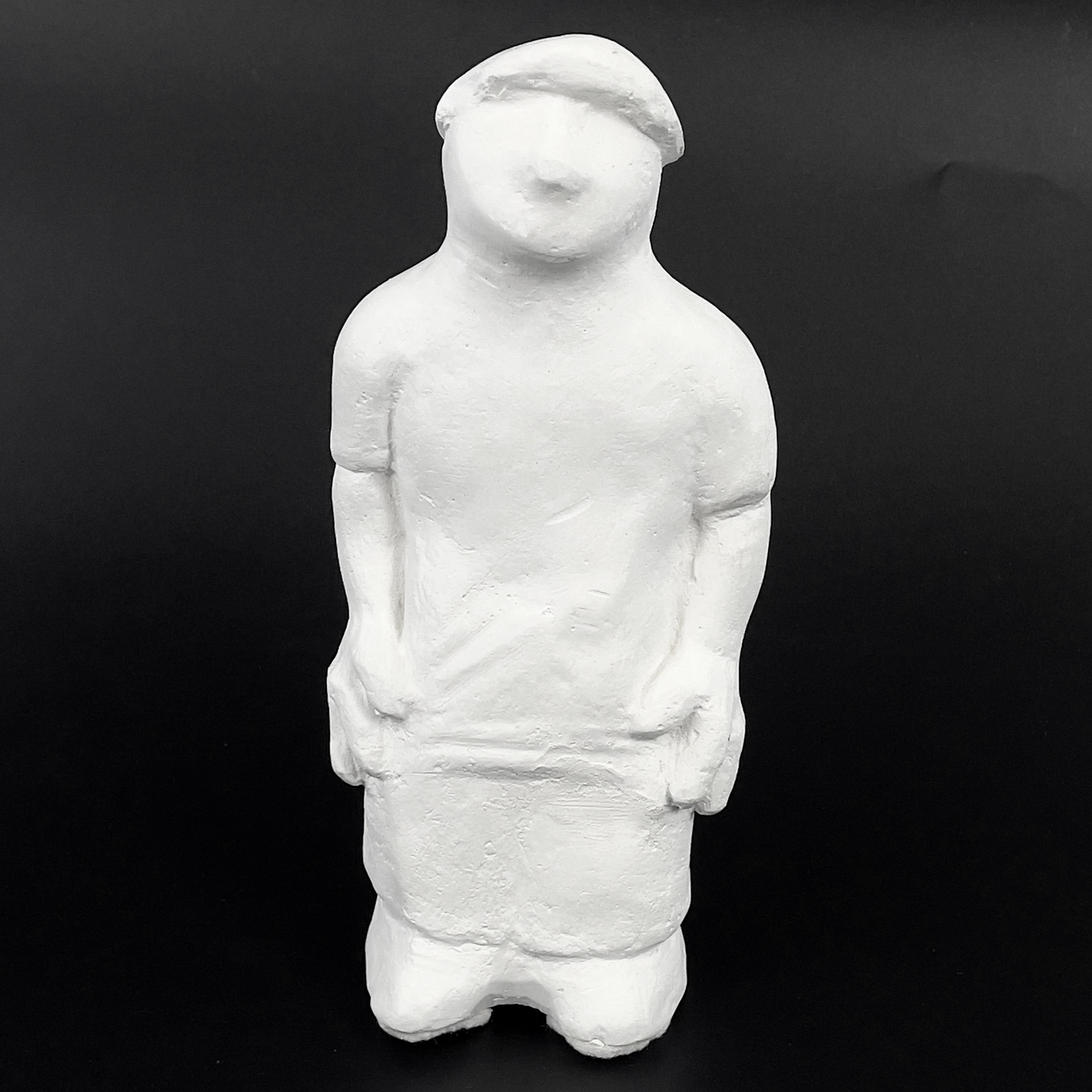 OIDENTIFIERAD KONSTNÄR. Figurin, gips, numrerad 15/25 & signerad Jean-Claude.