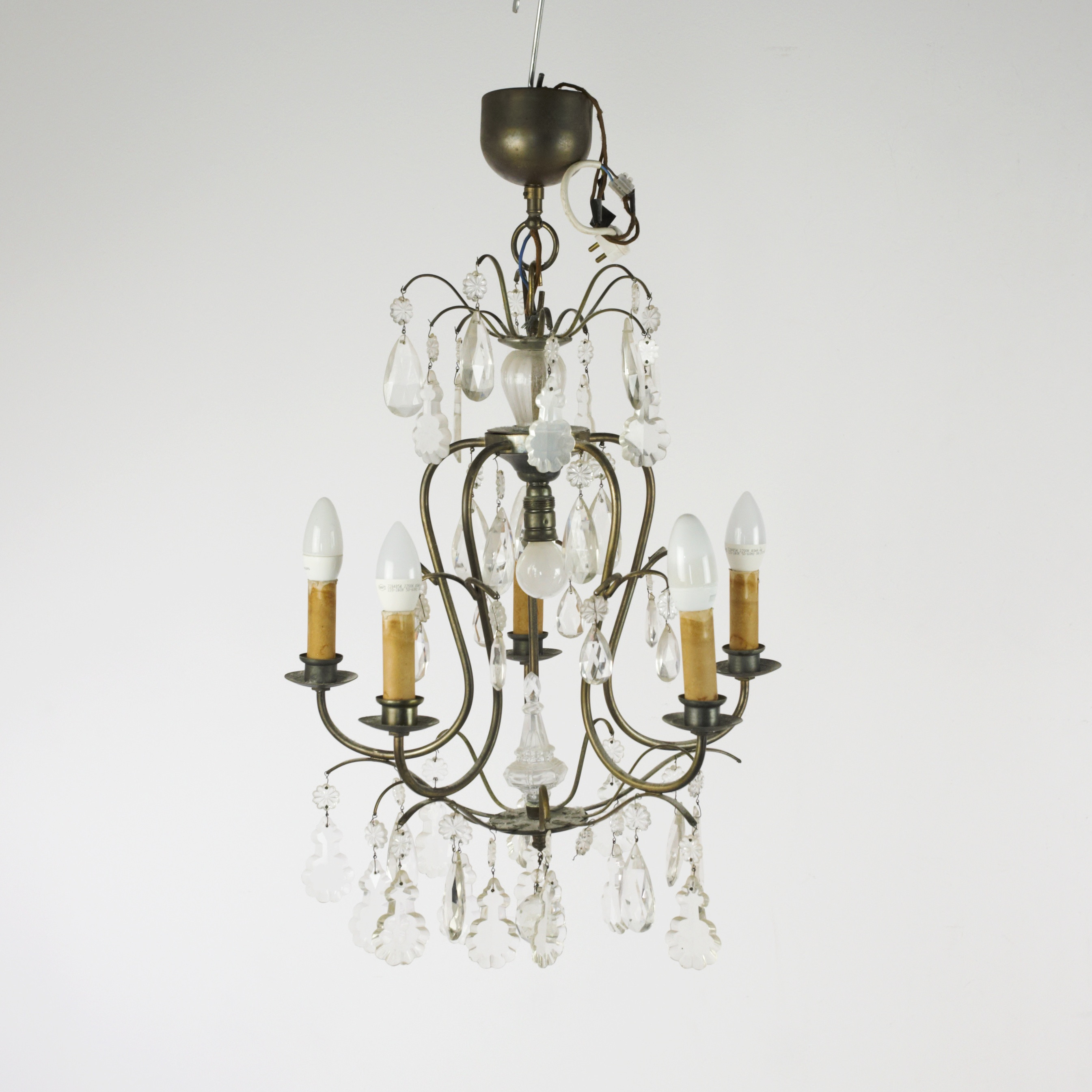 LJUSKRONA, mässing, prismor av kristall, 6 ljushållare, 1900-tal.