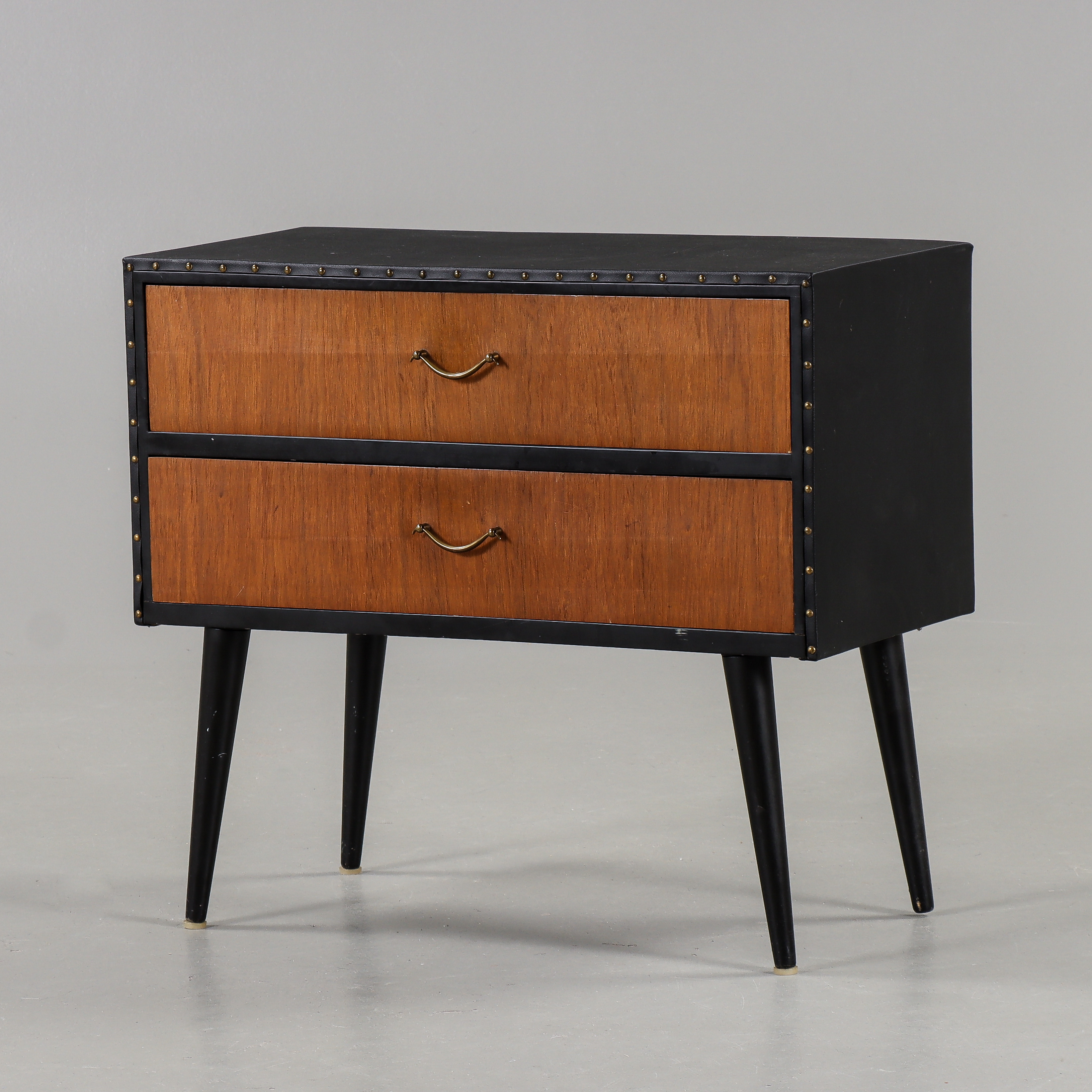 BYRÅ 1900-talets mitt.