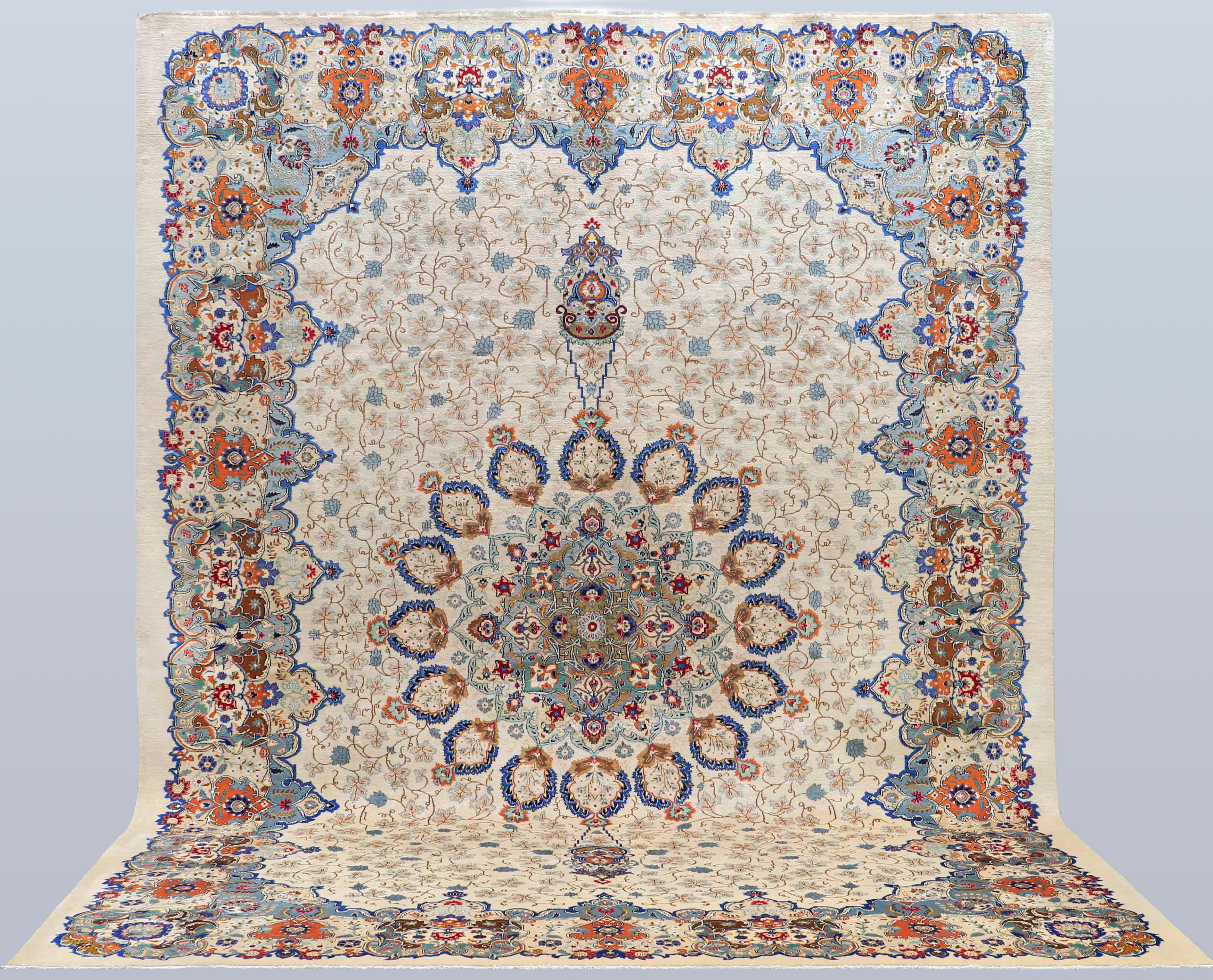 ORIENTMATTA. Royal Keshan, fine, 422 x 322 cm.