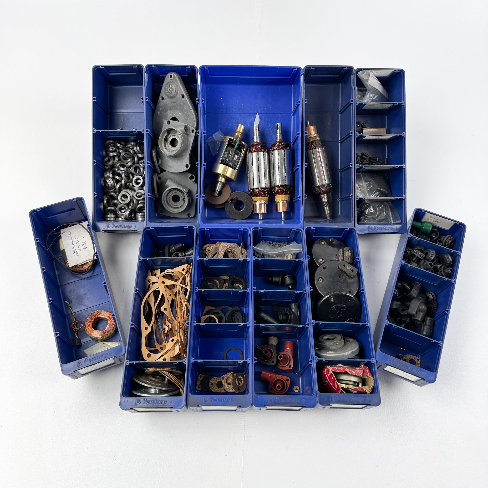 MAGNETDELAR, parti, bl.a till Lucas.