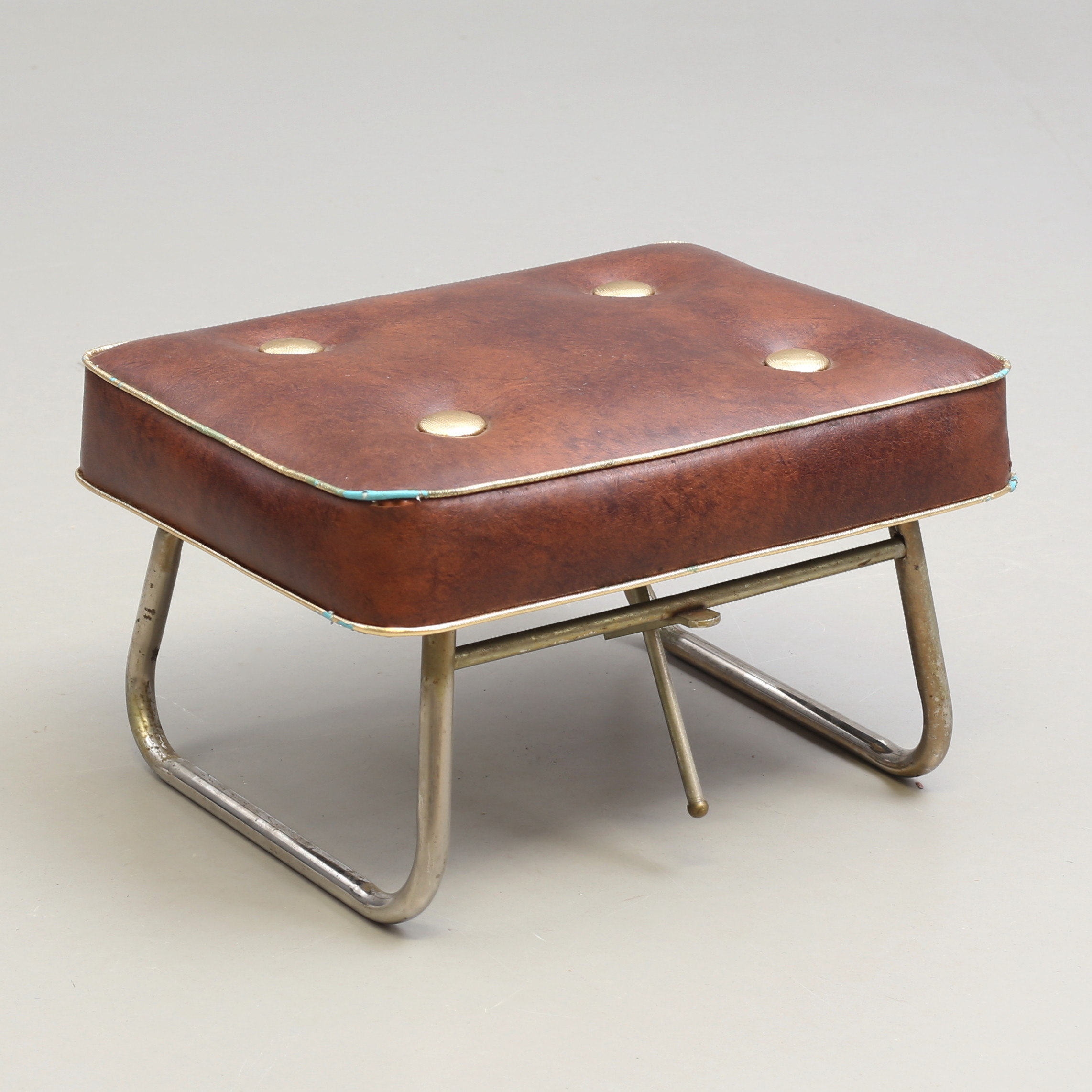 FOTPALL, stål, konstskinn, "Laz-E-Rest", Crawford Manufactoring Co, USA, 1950-tal.