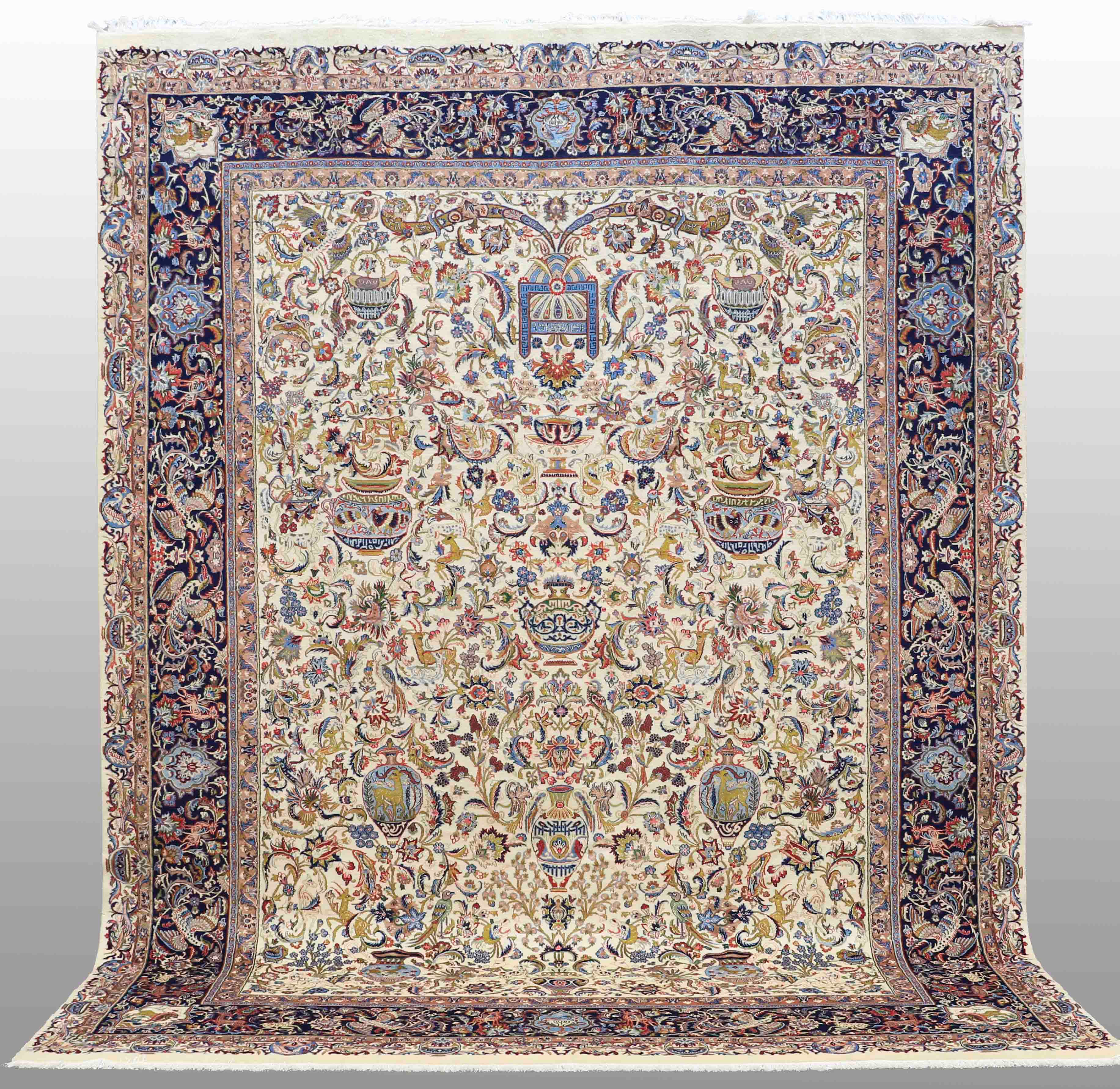 ORIENTMATTA. Figural Kashmar fine, ca 400.000 knutar/kvm, 388 x 292 cm.