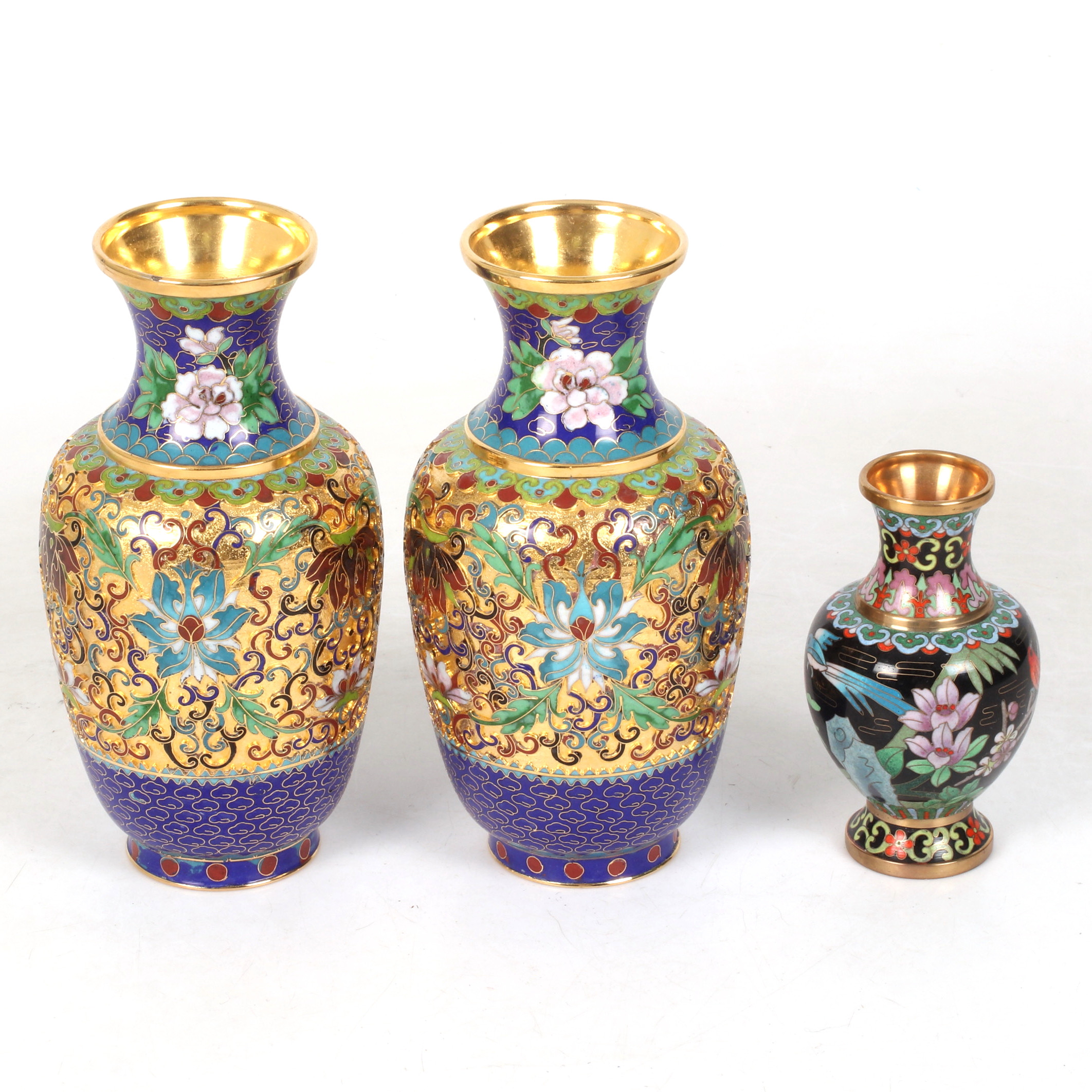 VASER, 3 st, cloisonné, 1900-talets senare del.