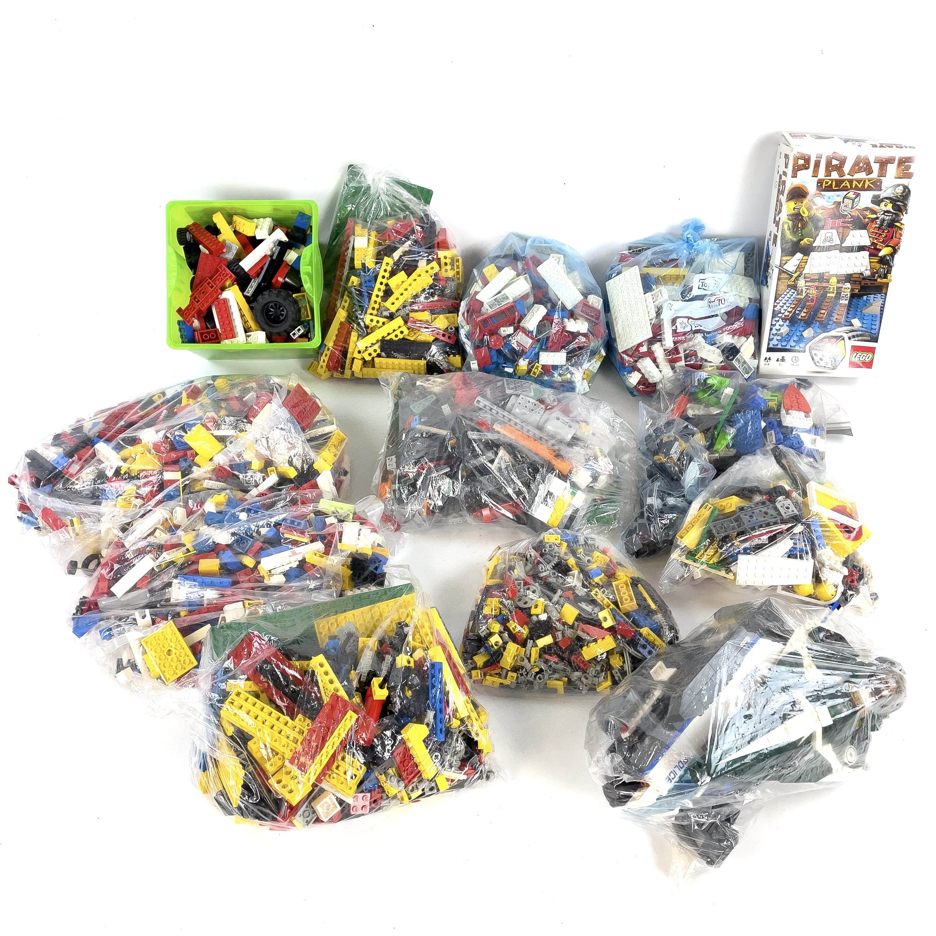 PARTI LEGO, ca 9 kg, majoriteten 1900-talets senare del.