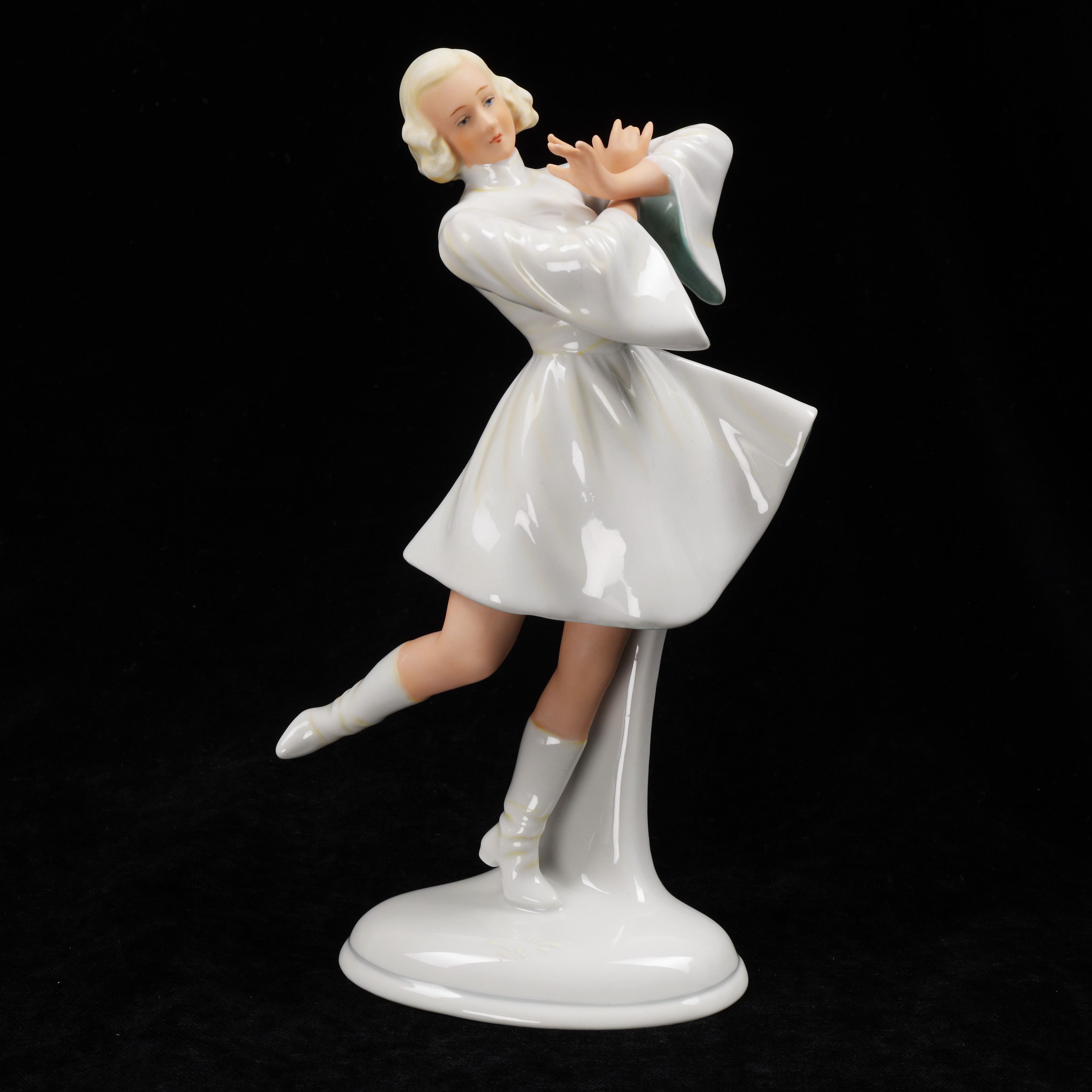 FIGURIN, danserska, porslin, Schaubach, Tyskland, 1900-talets andra hälft.