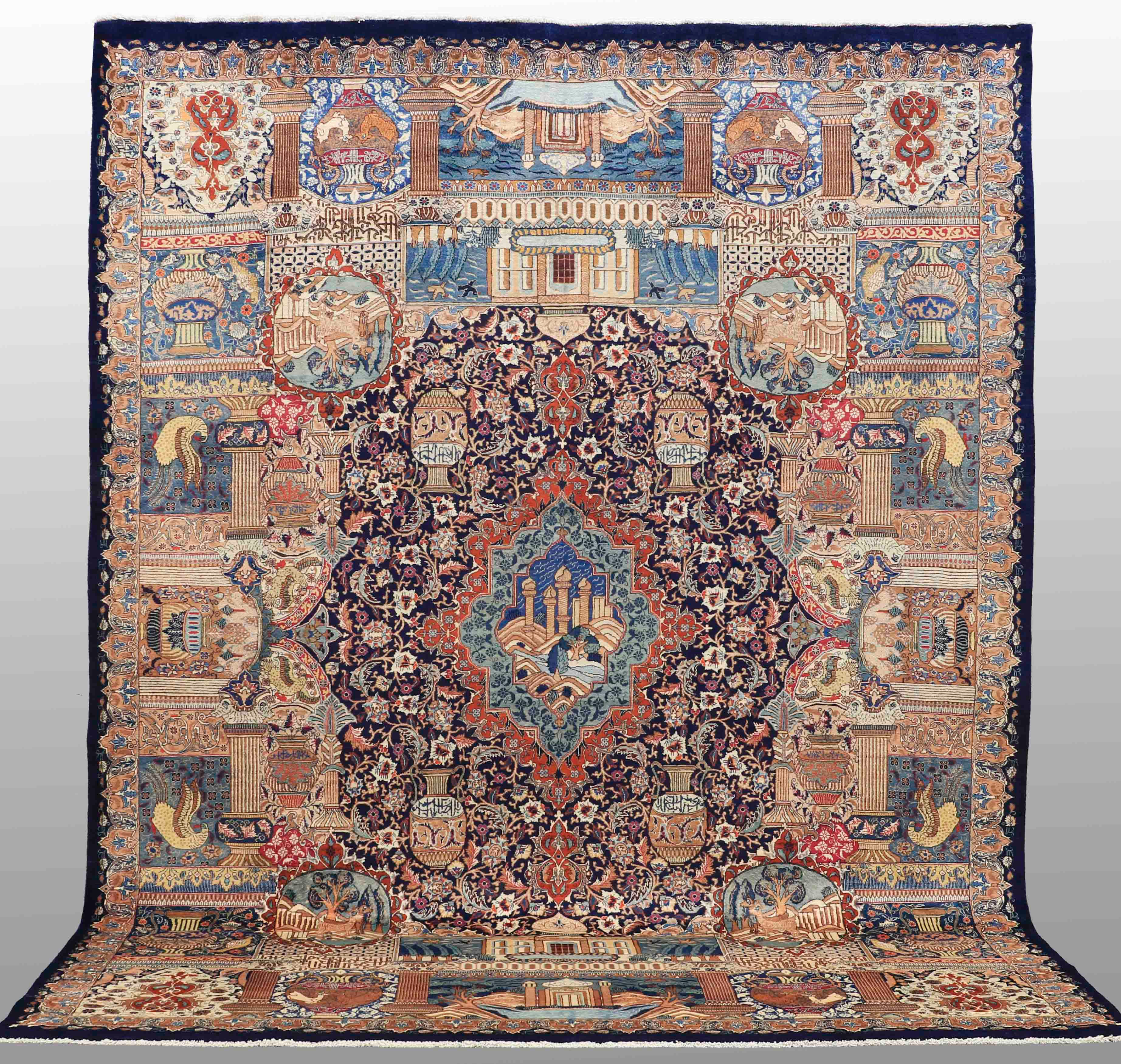 ORIENTMATTA. Figural Kashmar fine, 401 x 307 cm.