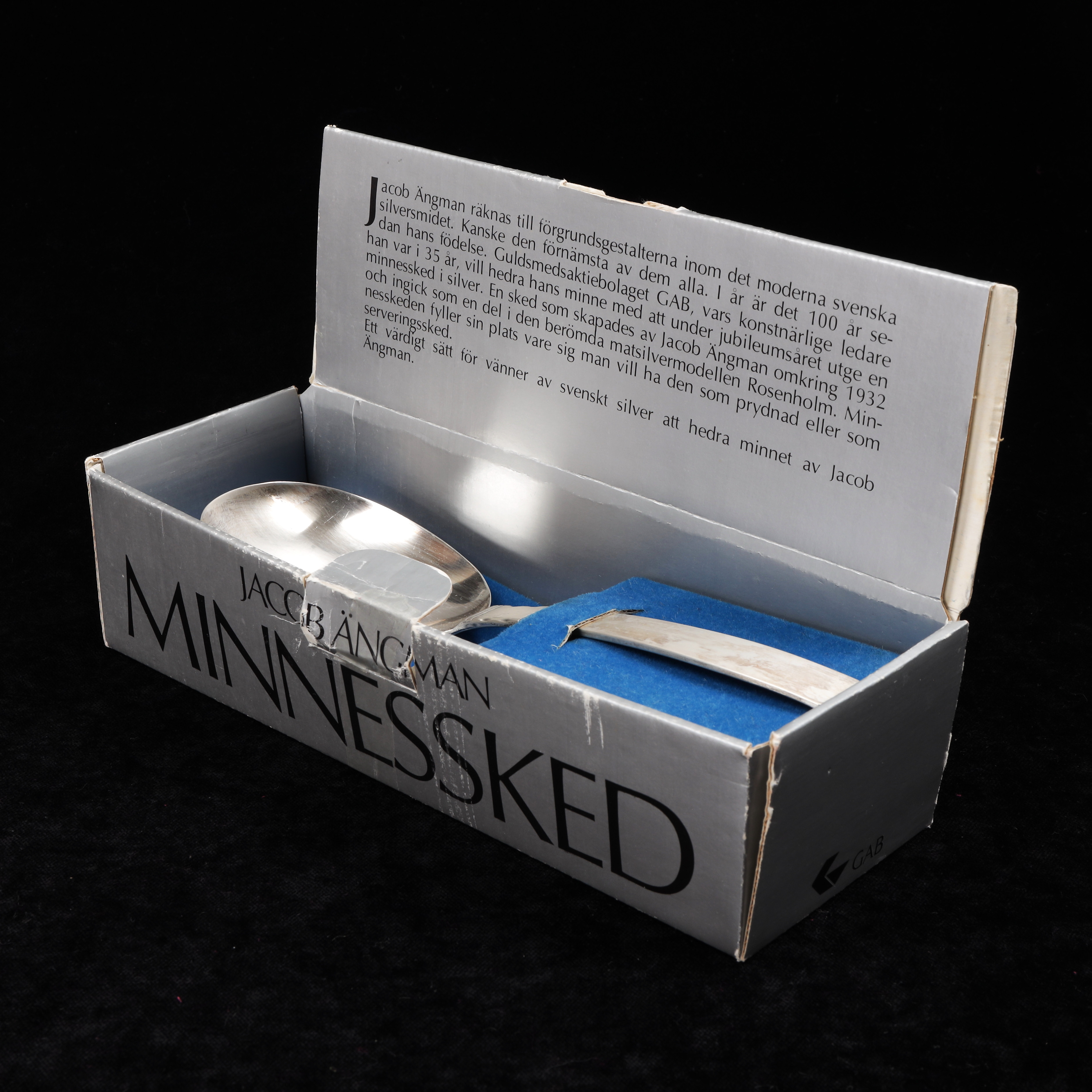 MINNESSKED, silver, "Jacob Ängman 1876-1976", Rosenholm, vikt 94 gram.