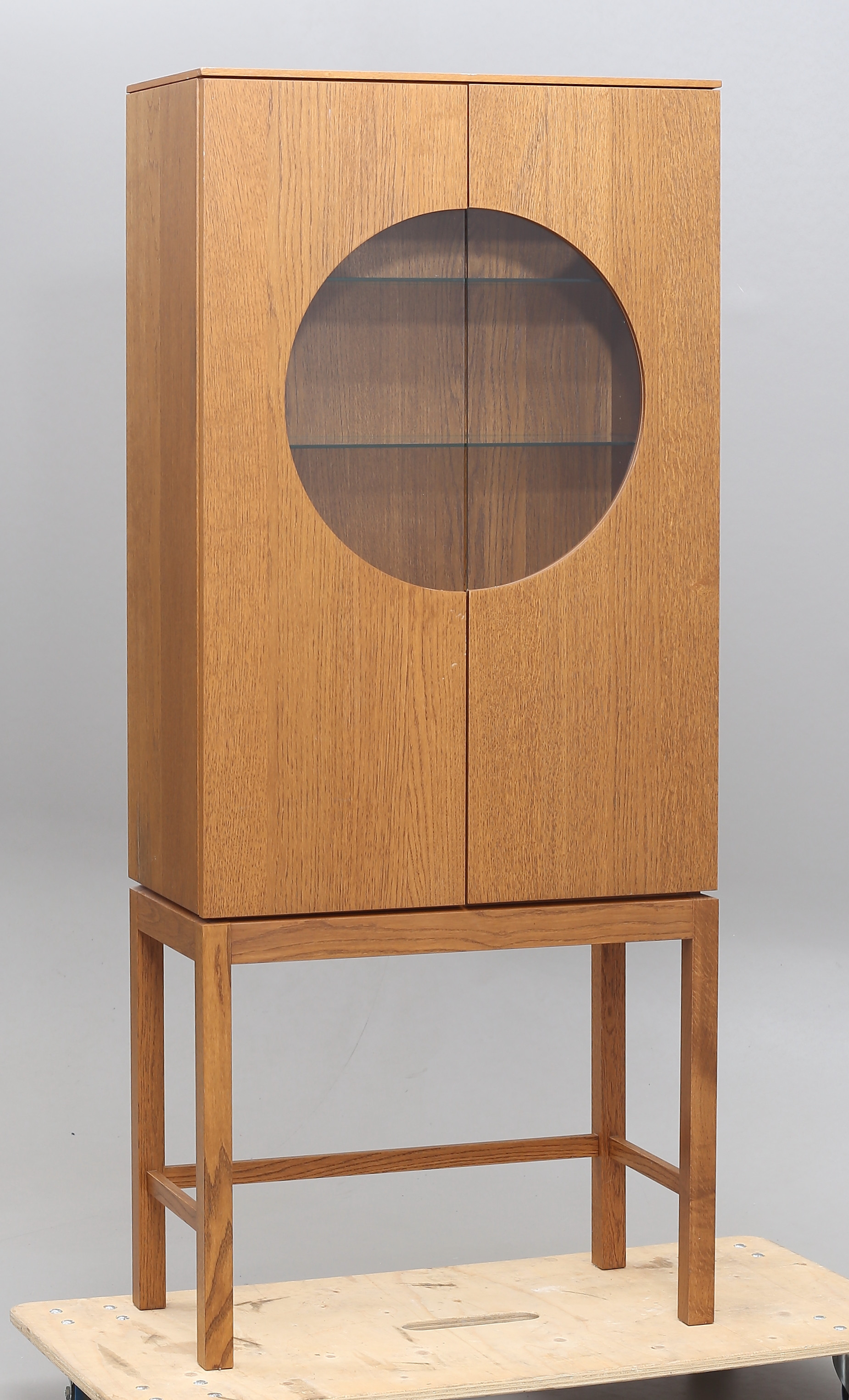 TOMAS JELINEK. Vitrinskåp, ek, ur kollektionen "IKEA Stockholm 2006-2013".