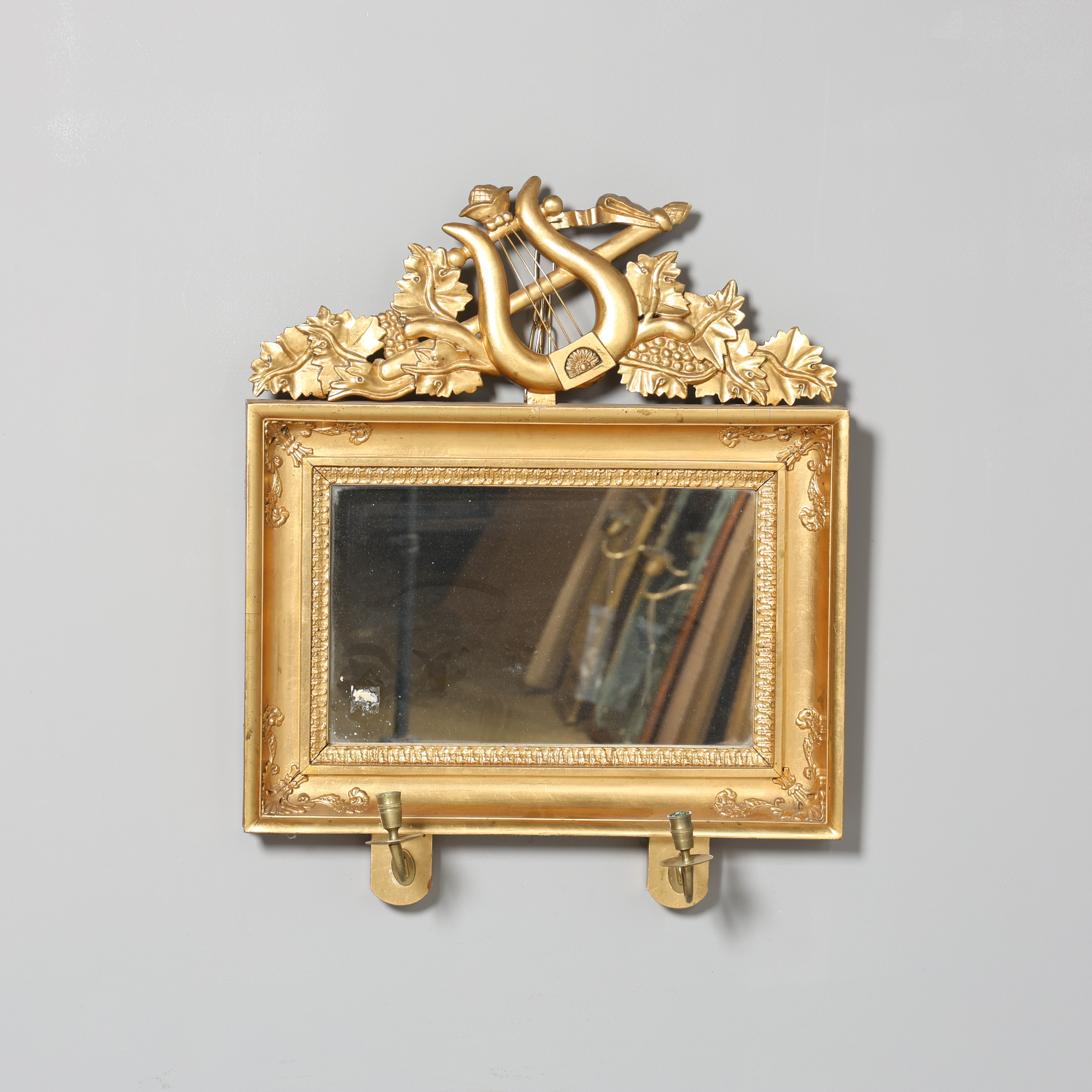 SPEGELLAMPETT, empire, 1800-tal, förgylld träram.