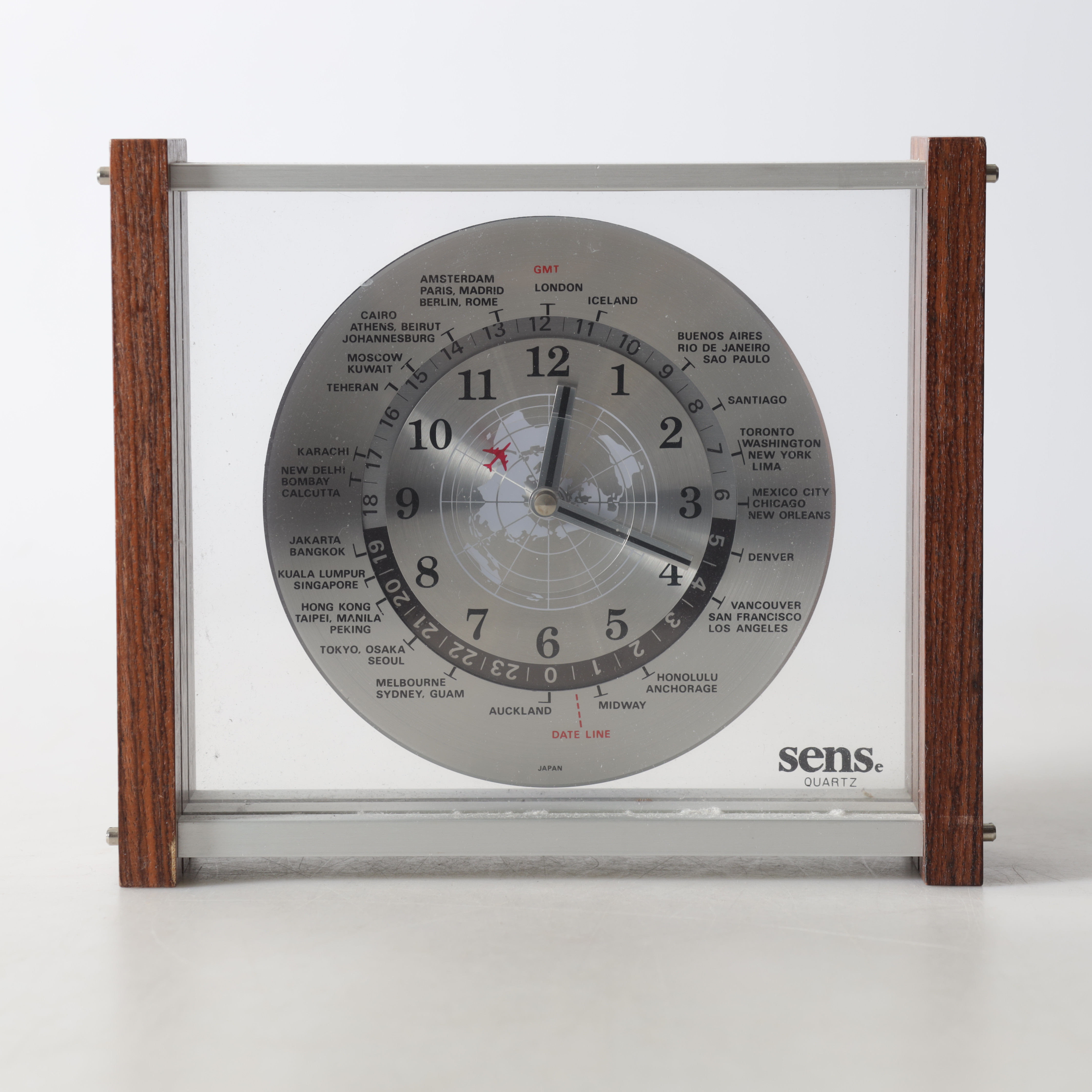 VÄRLDSUR, quartz, Sens, Japan, 1900-talets andra hälft.