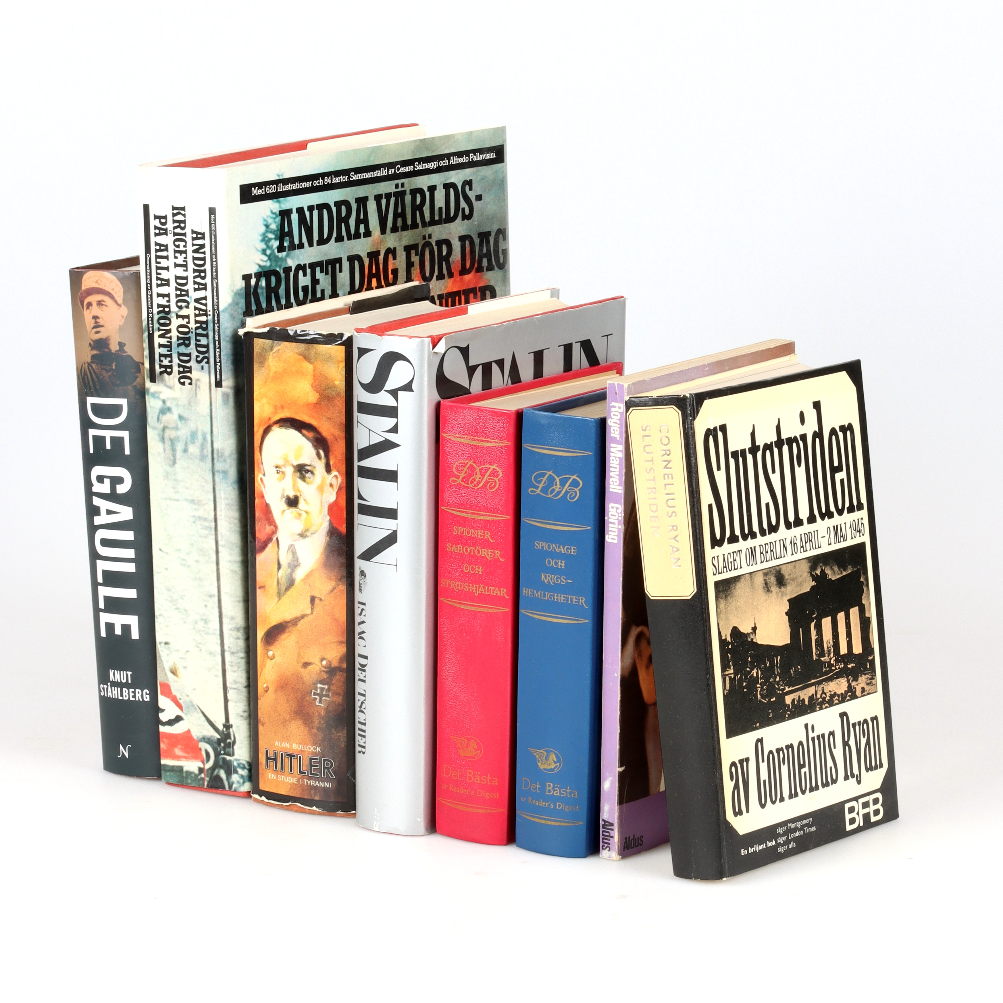 BÖCKER, 8 st, litteratur om andra världskriget. 1900-tal.