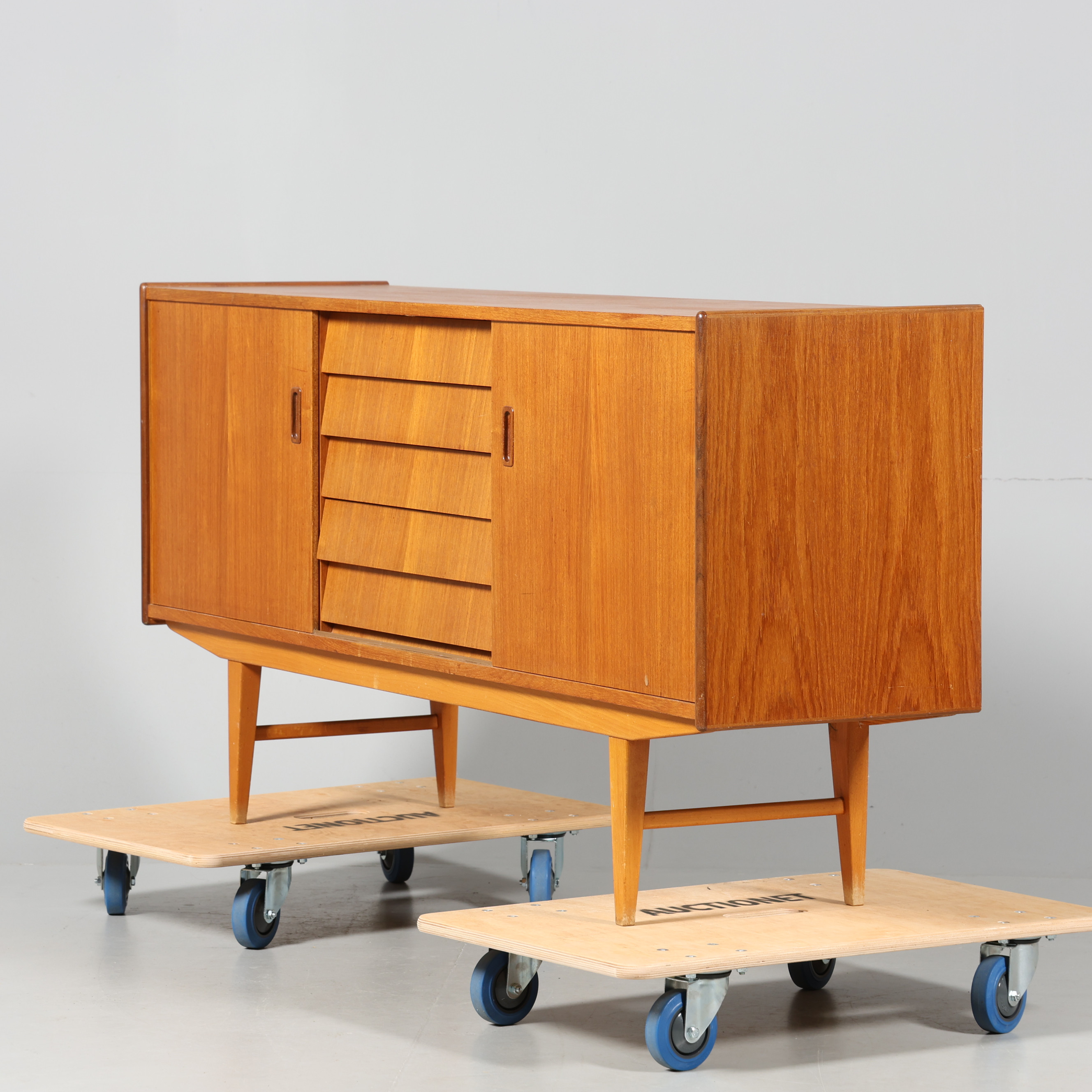SIDEBOARD, teak, 1950/60-tal.