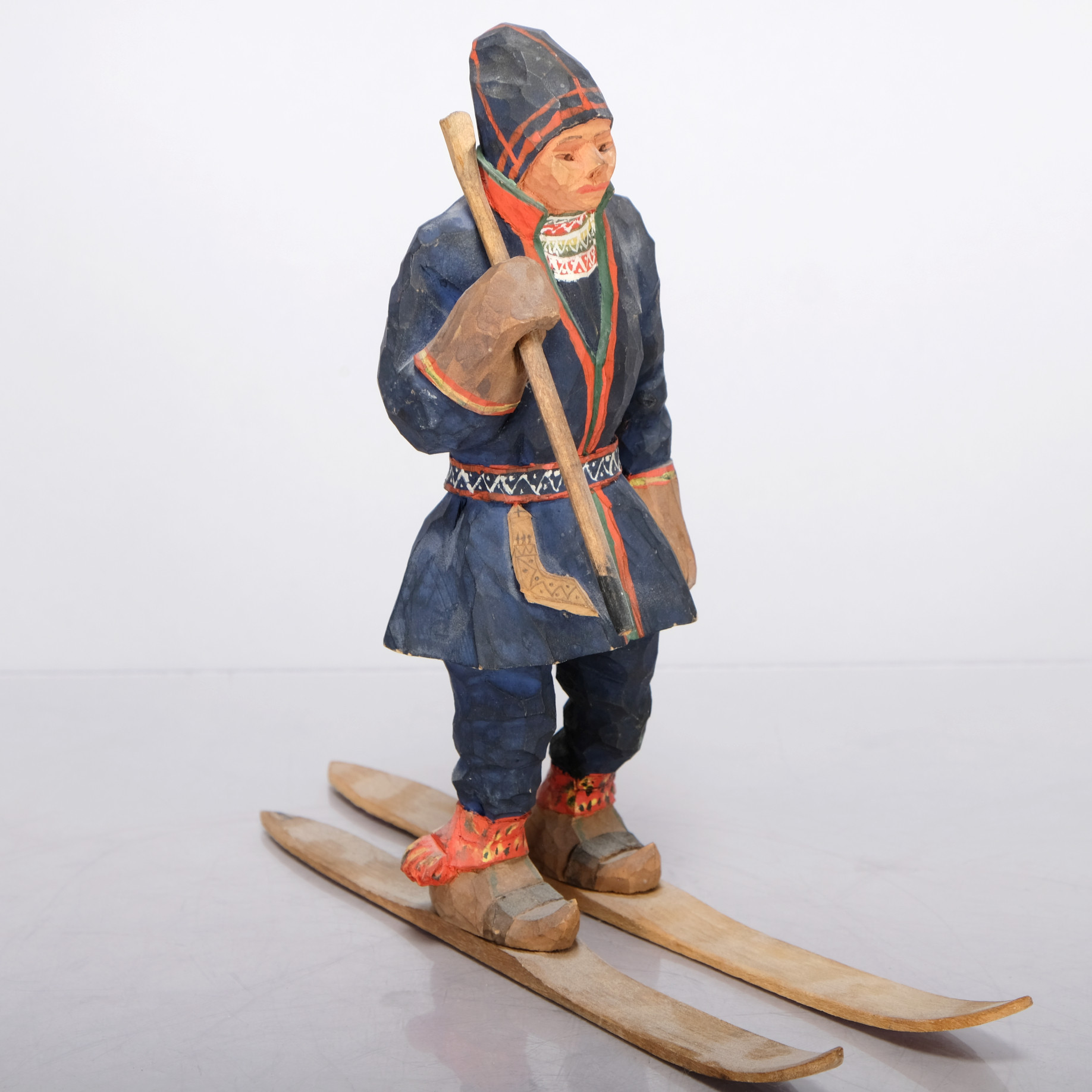 OIDENTIFIERAD KONSTNÄR. Skulptur, trä.