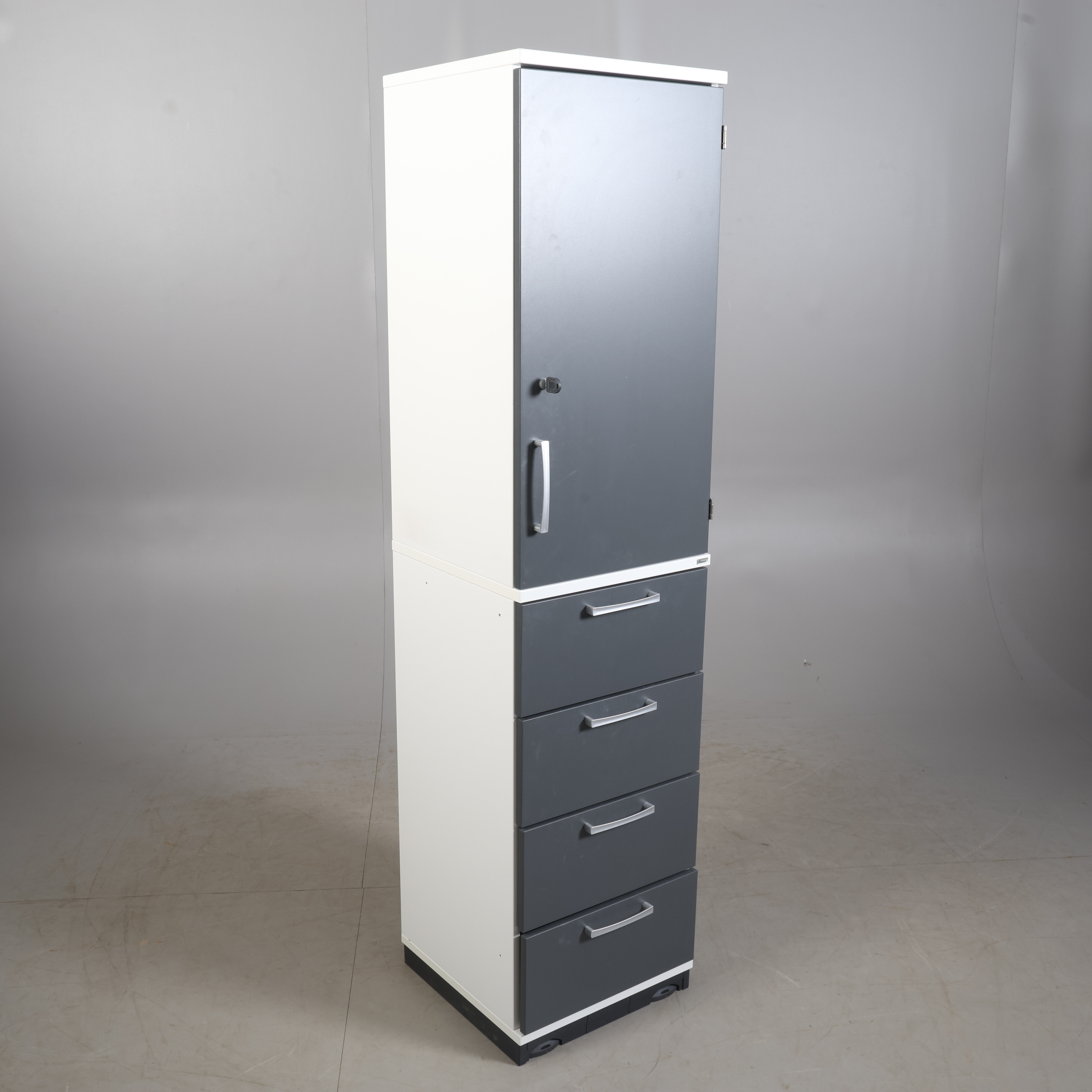 FÖRVARINGSSKÅP med fyra lådor, Kinnarps, samtida.