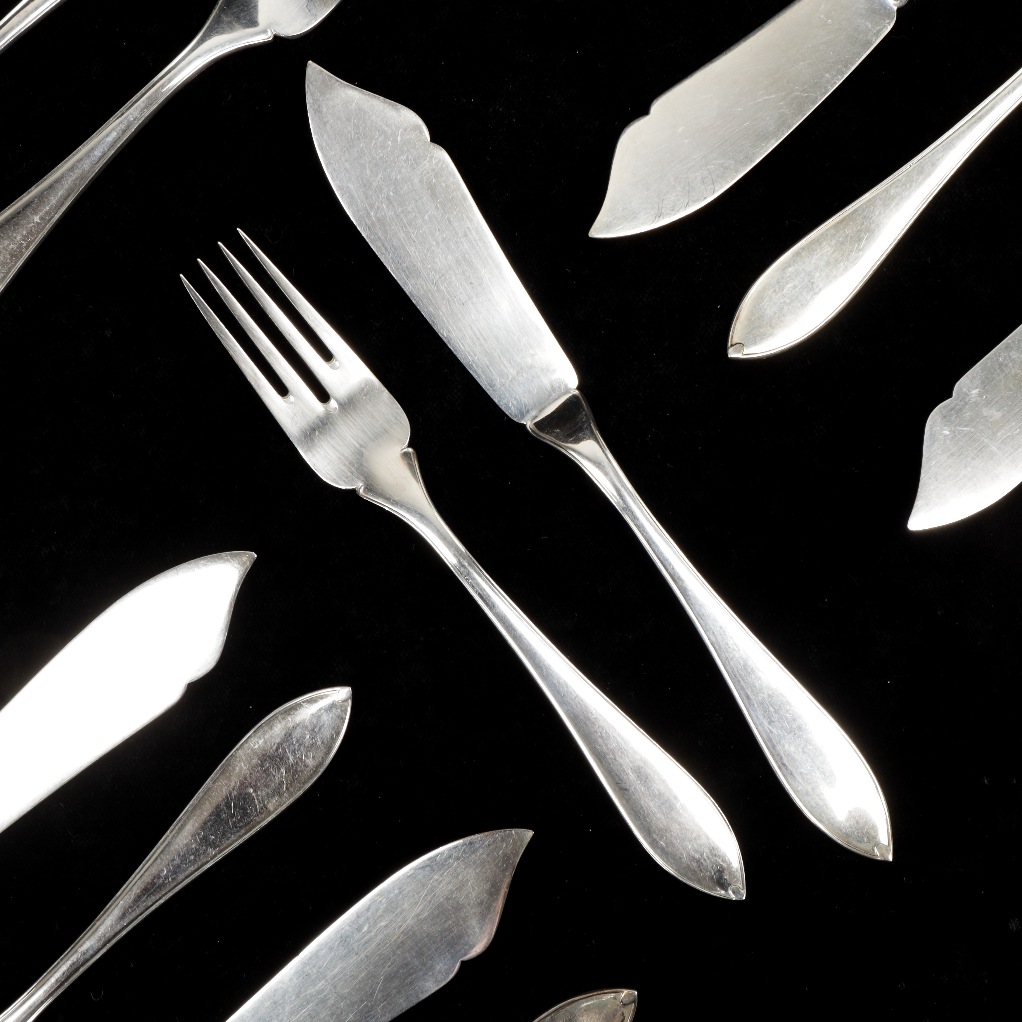 FISKBESTICK, 24 st, silver, "Svensk spetsig", GAB, 1917/18, totalvikt 1249 gram.