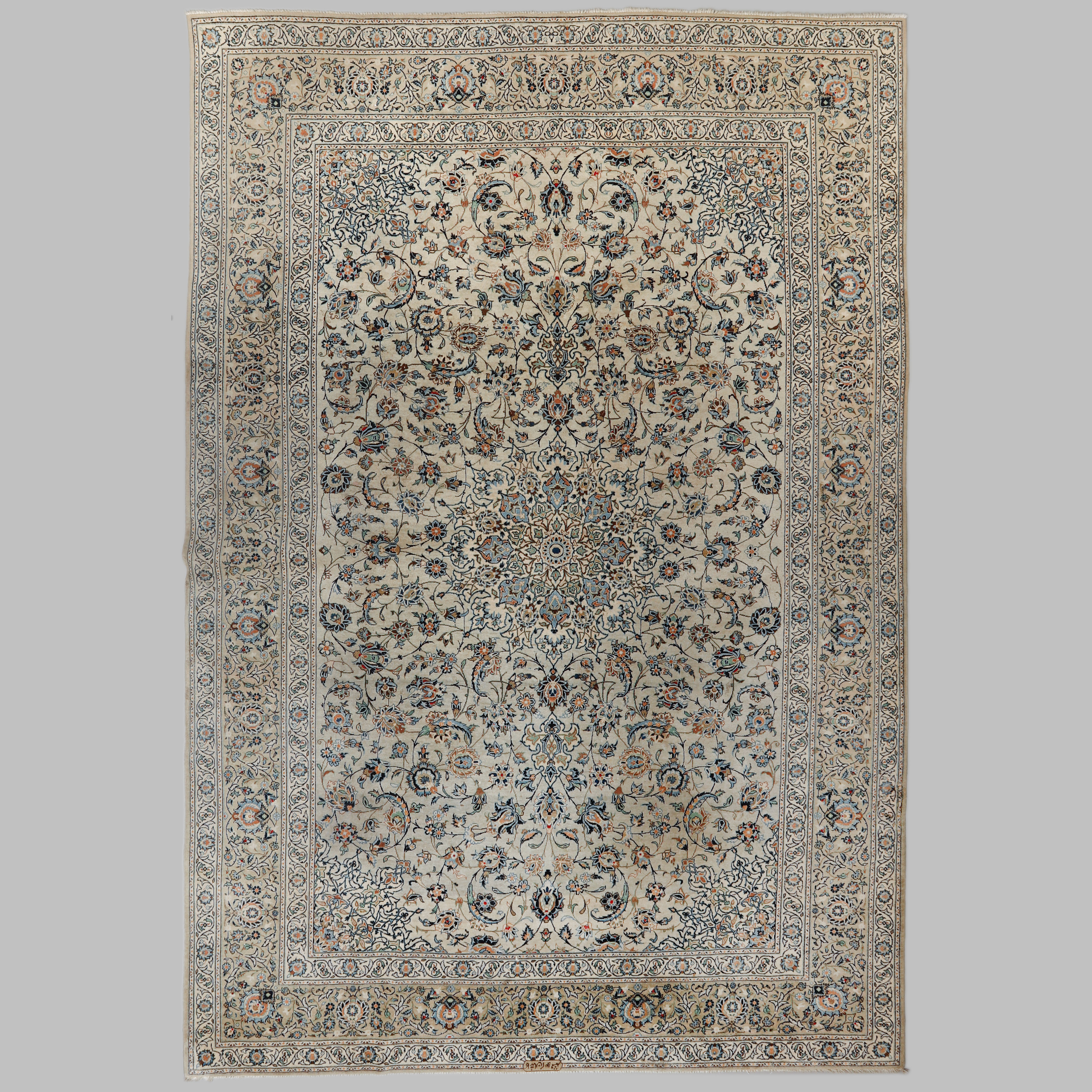 MATTA, Keshan, 420 x 285 cm.