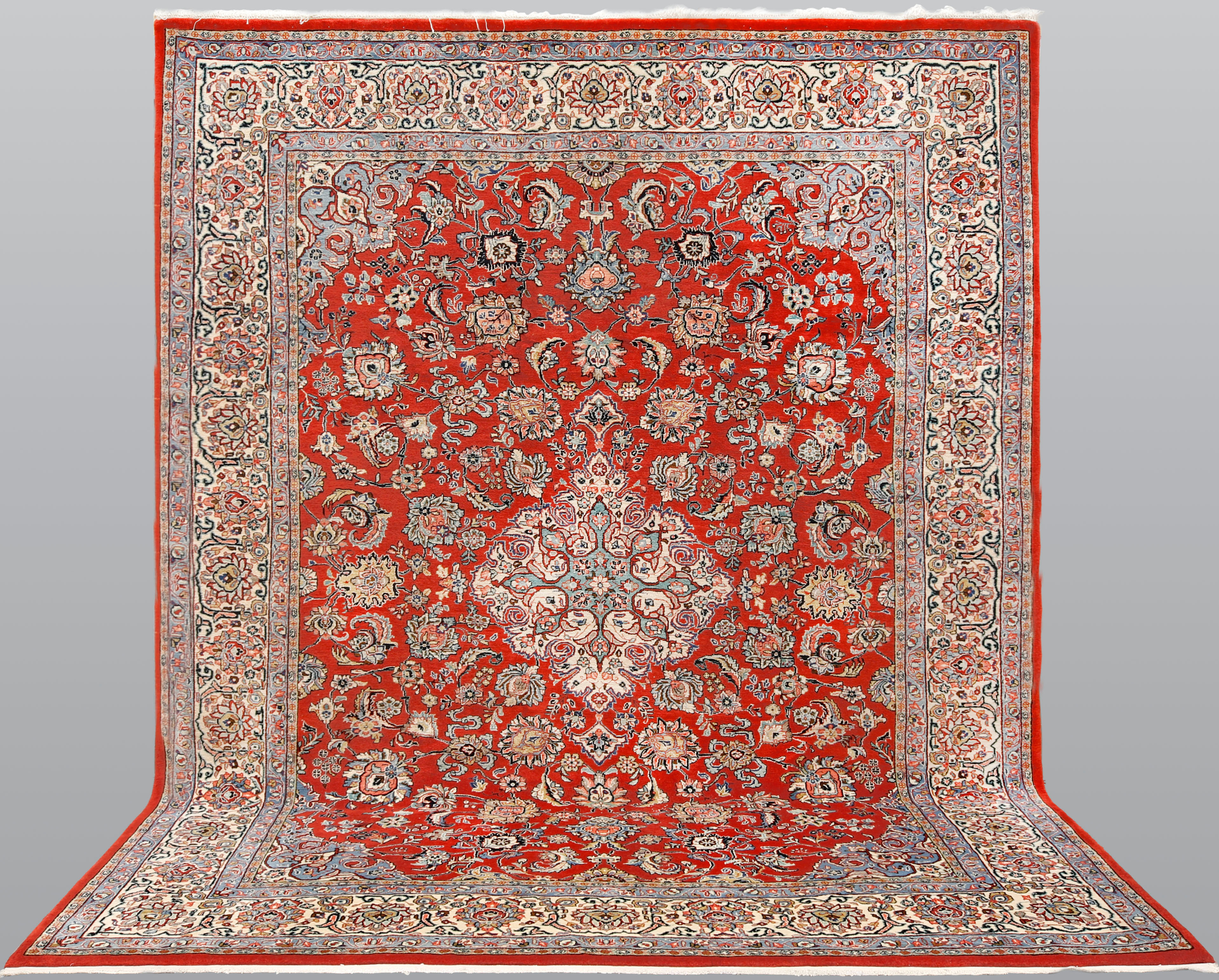 ORIENTMATTA. Saruk fine, 365 x 277 cm.