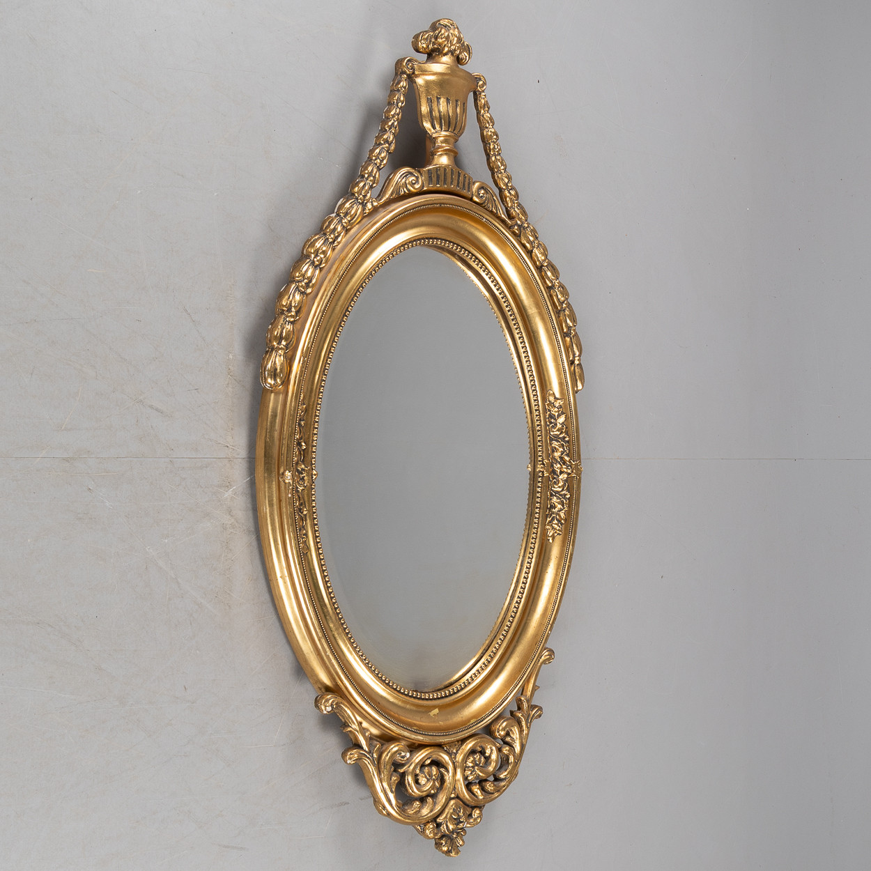 SPEGEL, gustaviansk stil, förgylld, 1900-tal.