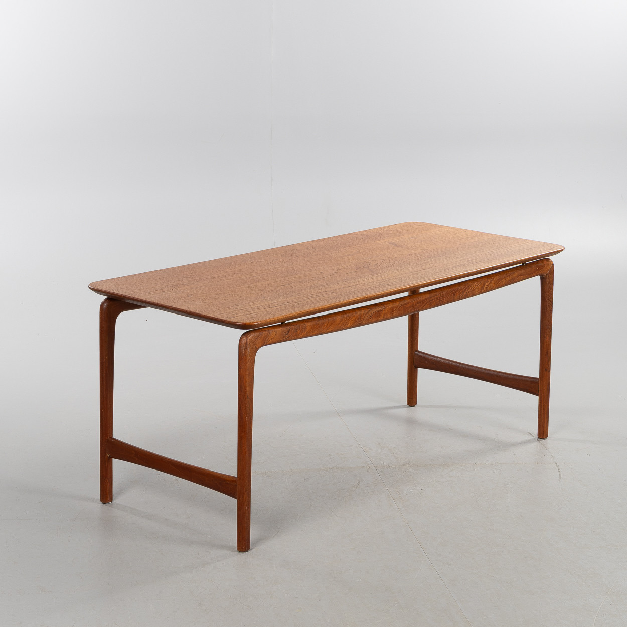 PETER HVIDT & ORLA MØLGAARD NIELSEN. Soffbord, France & Søn, teak, 1950-tal, Danmark.