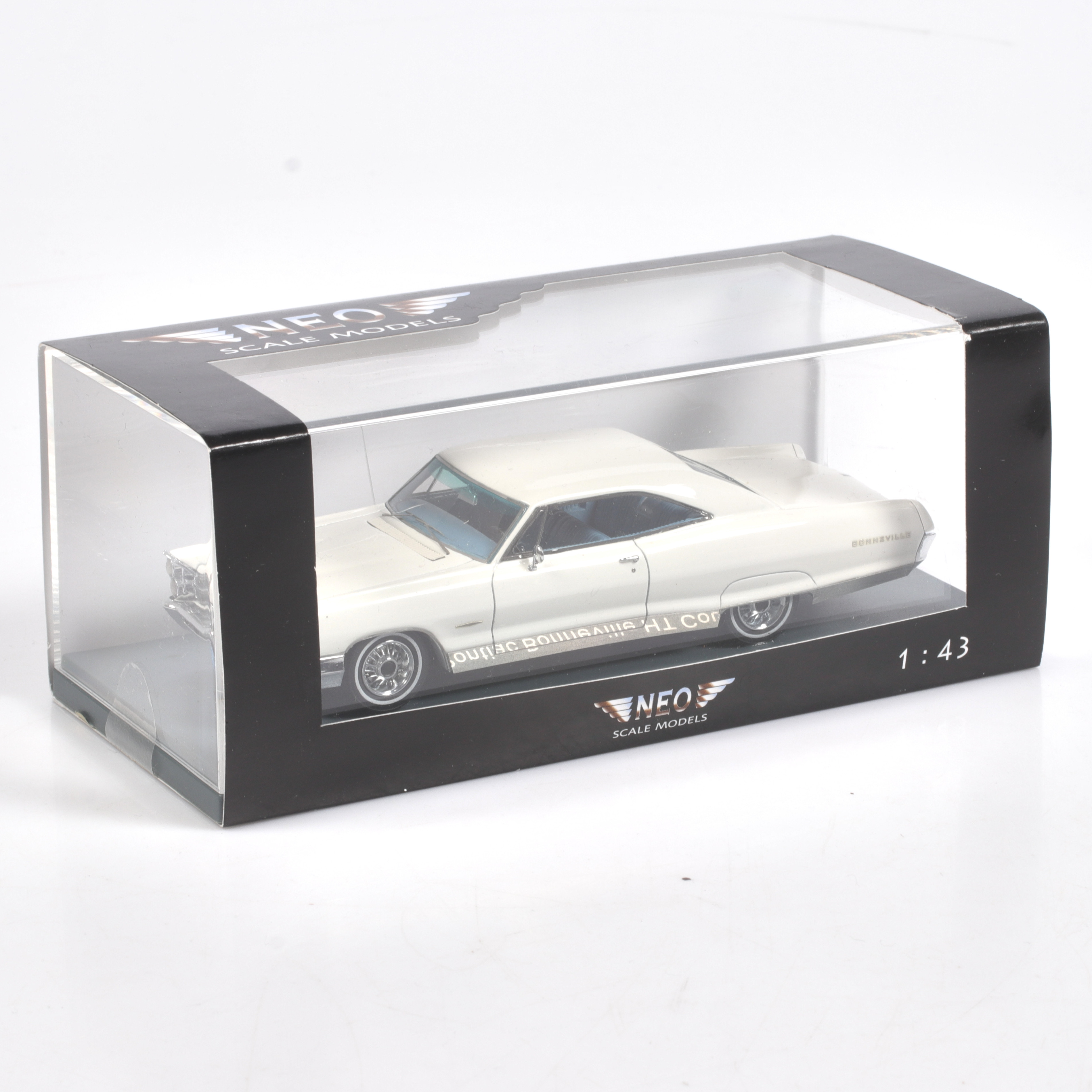 MODELLBIL, metall/resin, Pontiac Bonneville HT Coupé, NEO Models, skala 1:43.