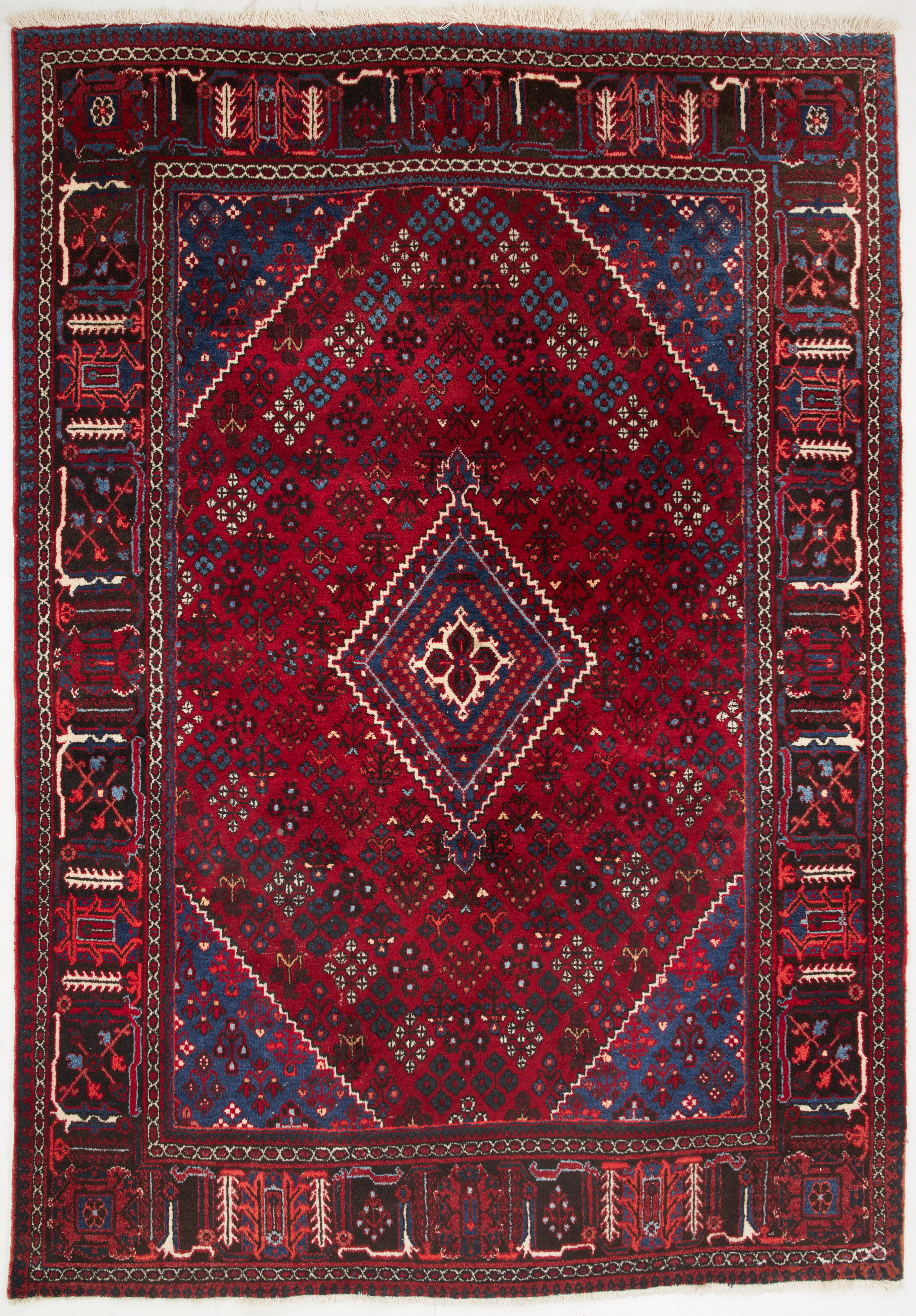 ORIENTMATTA. Hosseinbad, Persien, ca 310x217 cm.