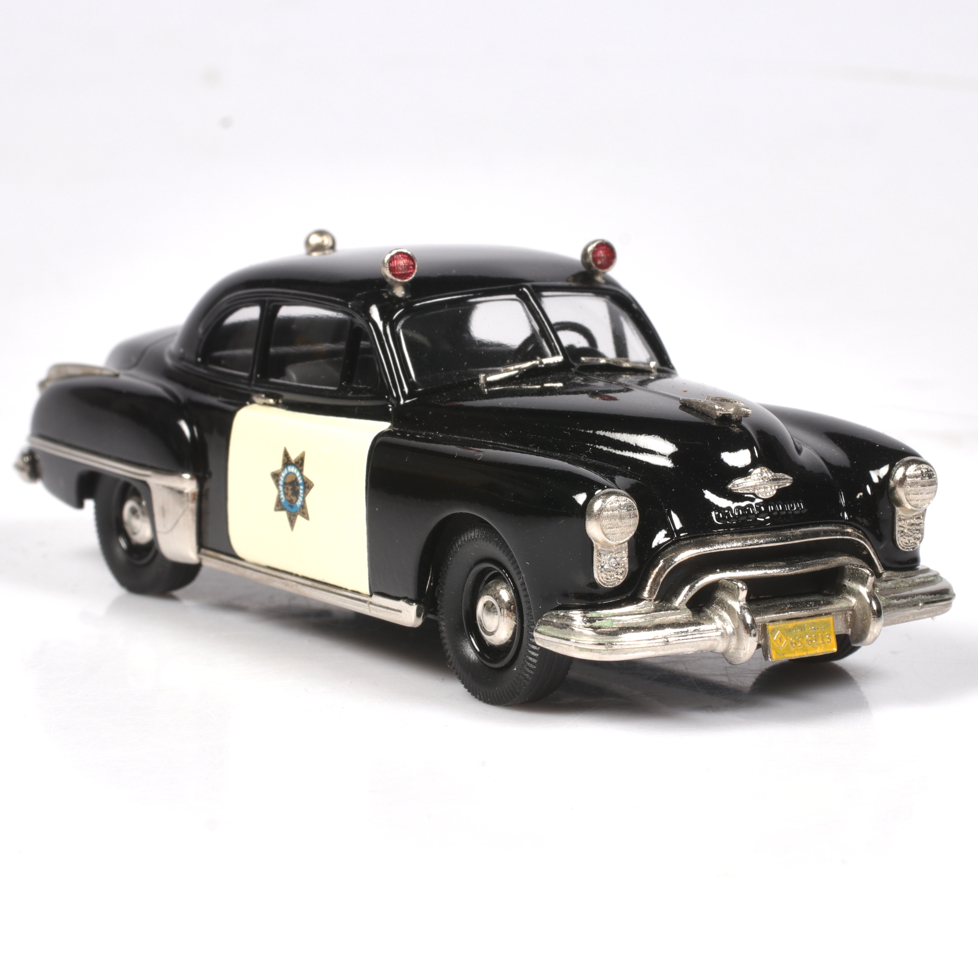 MODELLBIL, metall/resin, Oldsmobile 88, Rocket, 1949, Brooklin Models, skala 1:43.