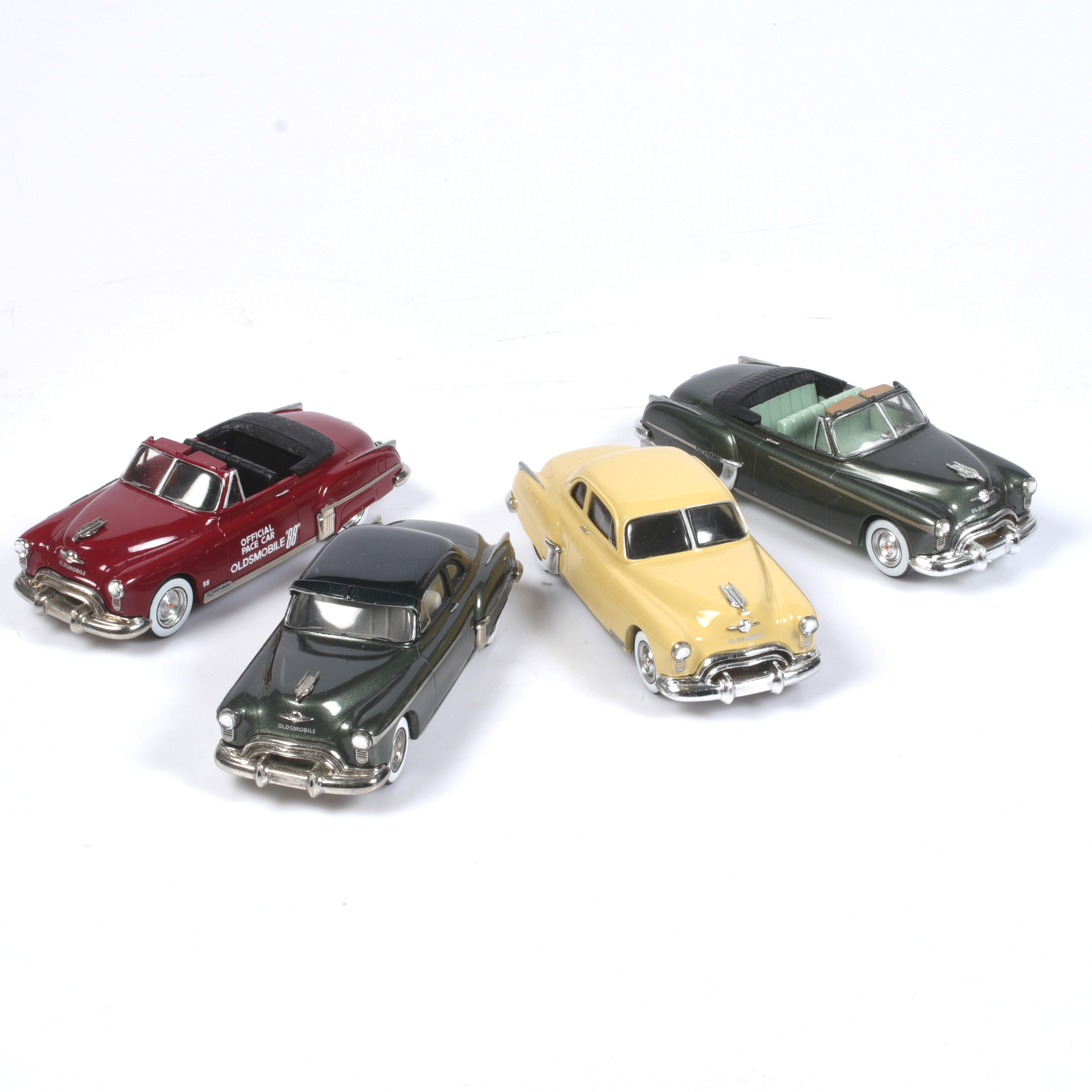 MODELLBILAR, 4 st, resin, Oldsmobile 88, Provence Moulage, skala 1:43.