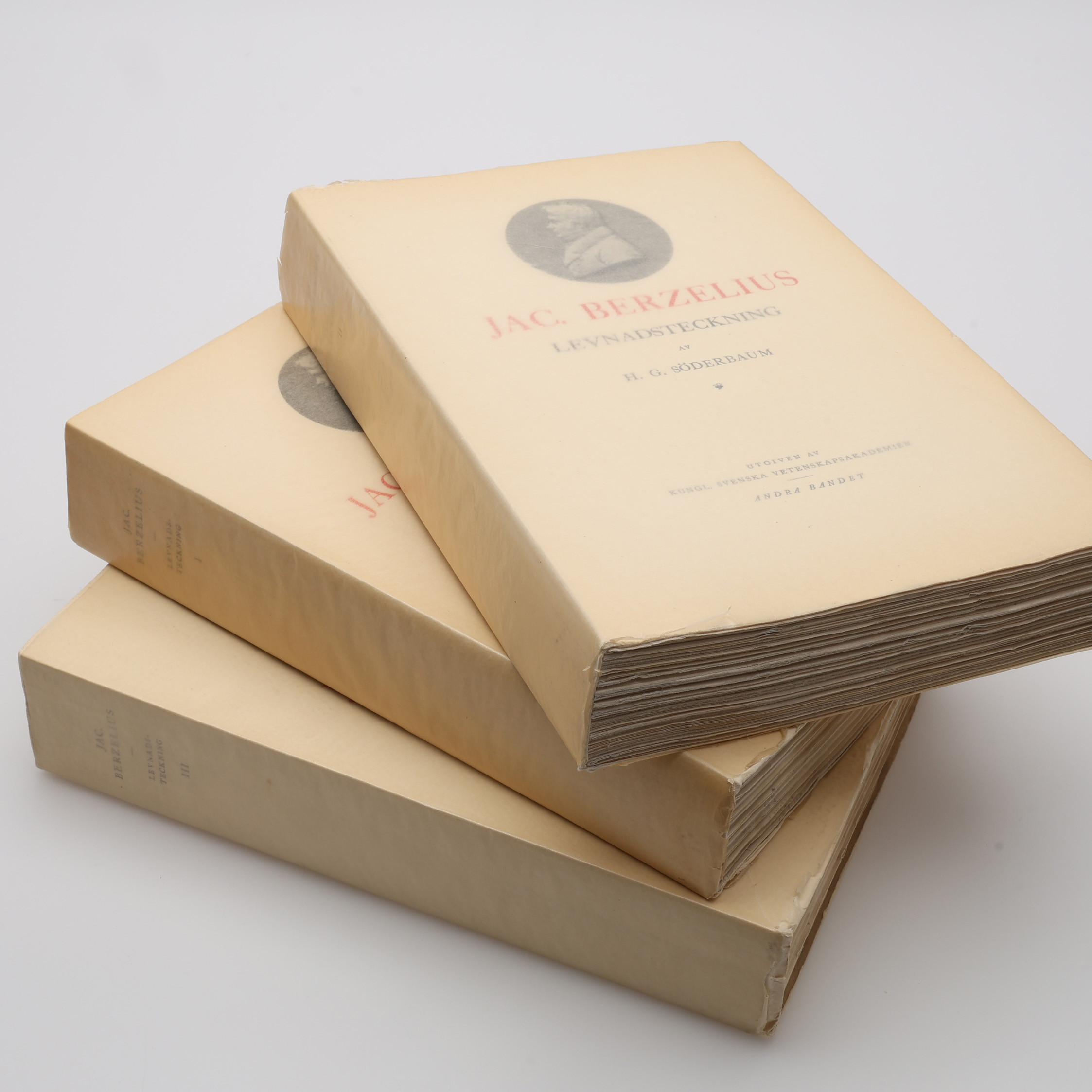 H. G., SÖDERBAUMS LEVNADSTECKINING I TRE VOLYMER ÖVER JACOB BERZELIUS - DEN SVENSKA KEMIENS FADER.