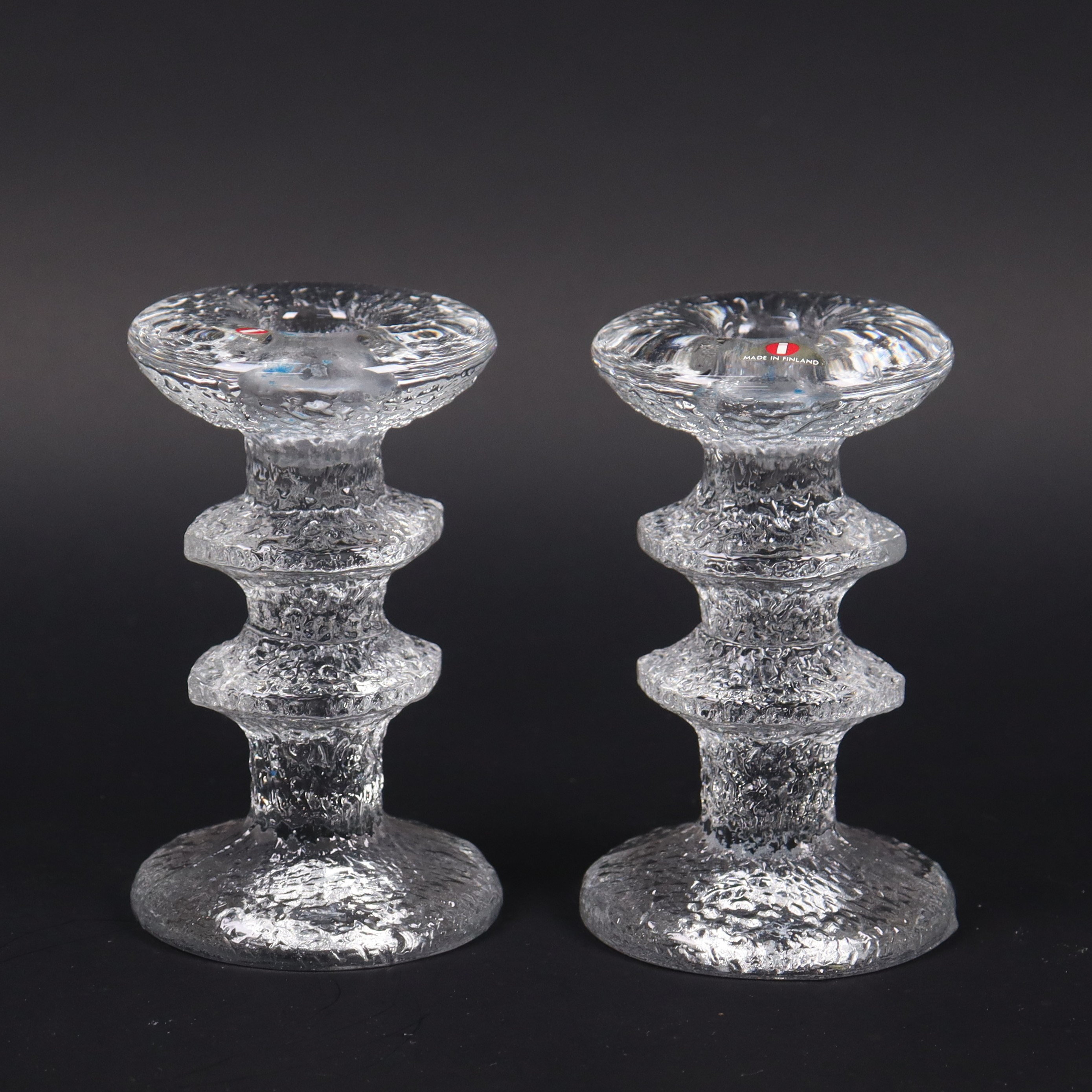 TIMO SARPANEVA. Iittala, "Festivo", ljusstakar i glas, 1 par.