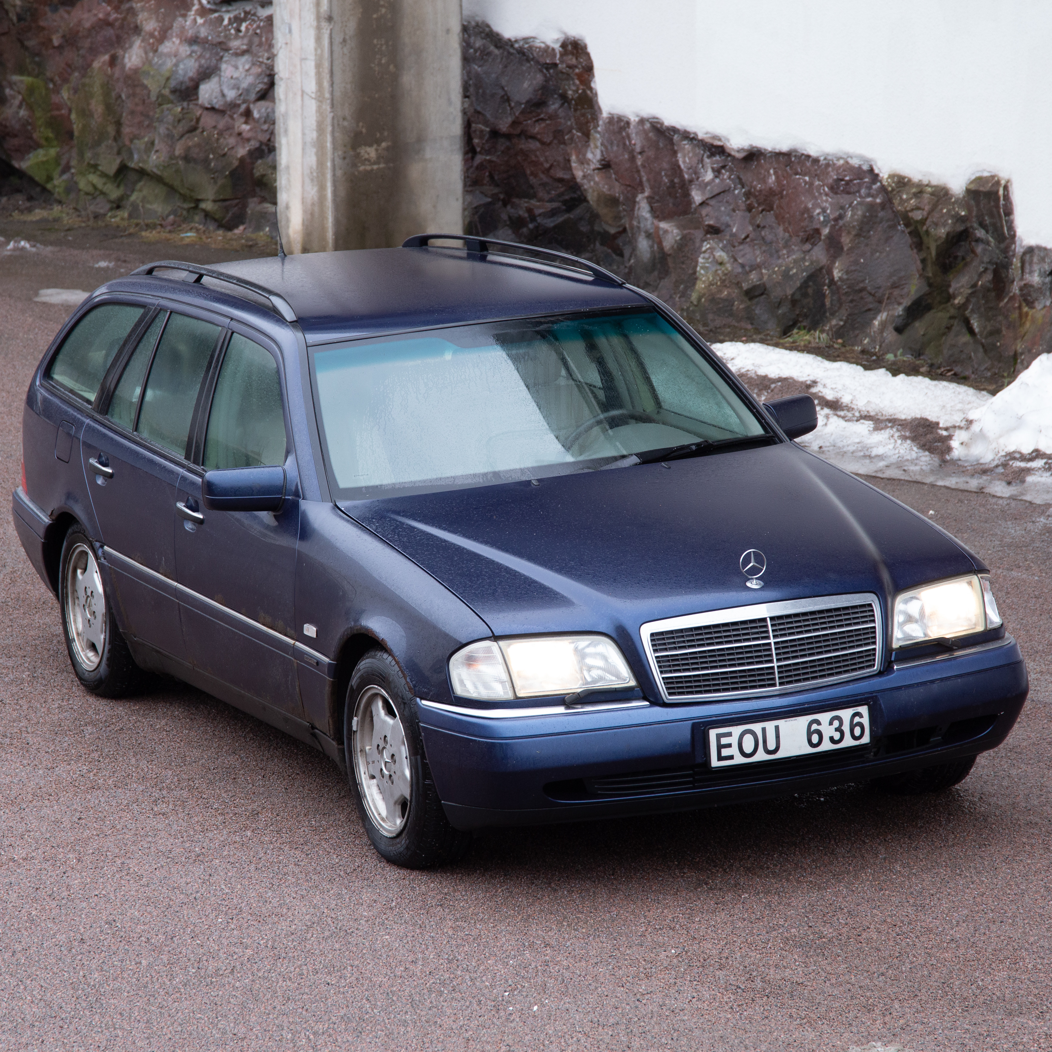 MERCEDES-BENZ C 230 T, 1997.