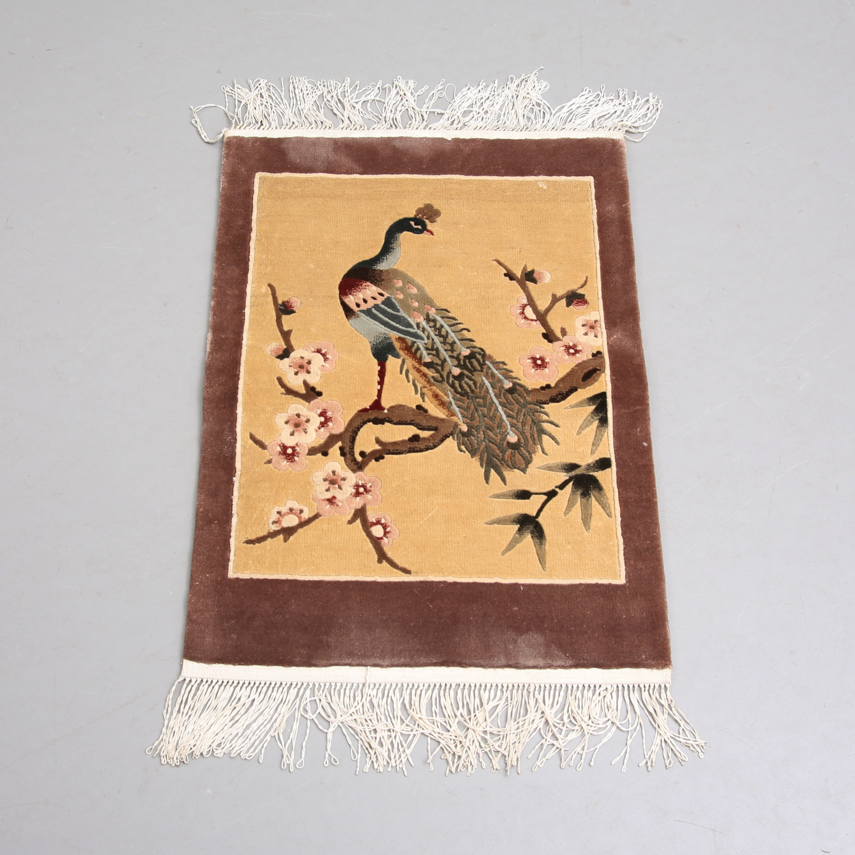 VÄGGBONAD/MATTA, silke, Kina, 62 x 45 cm.