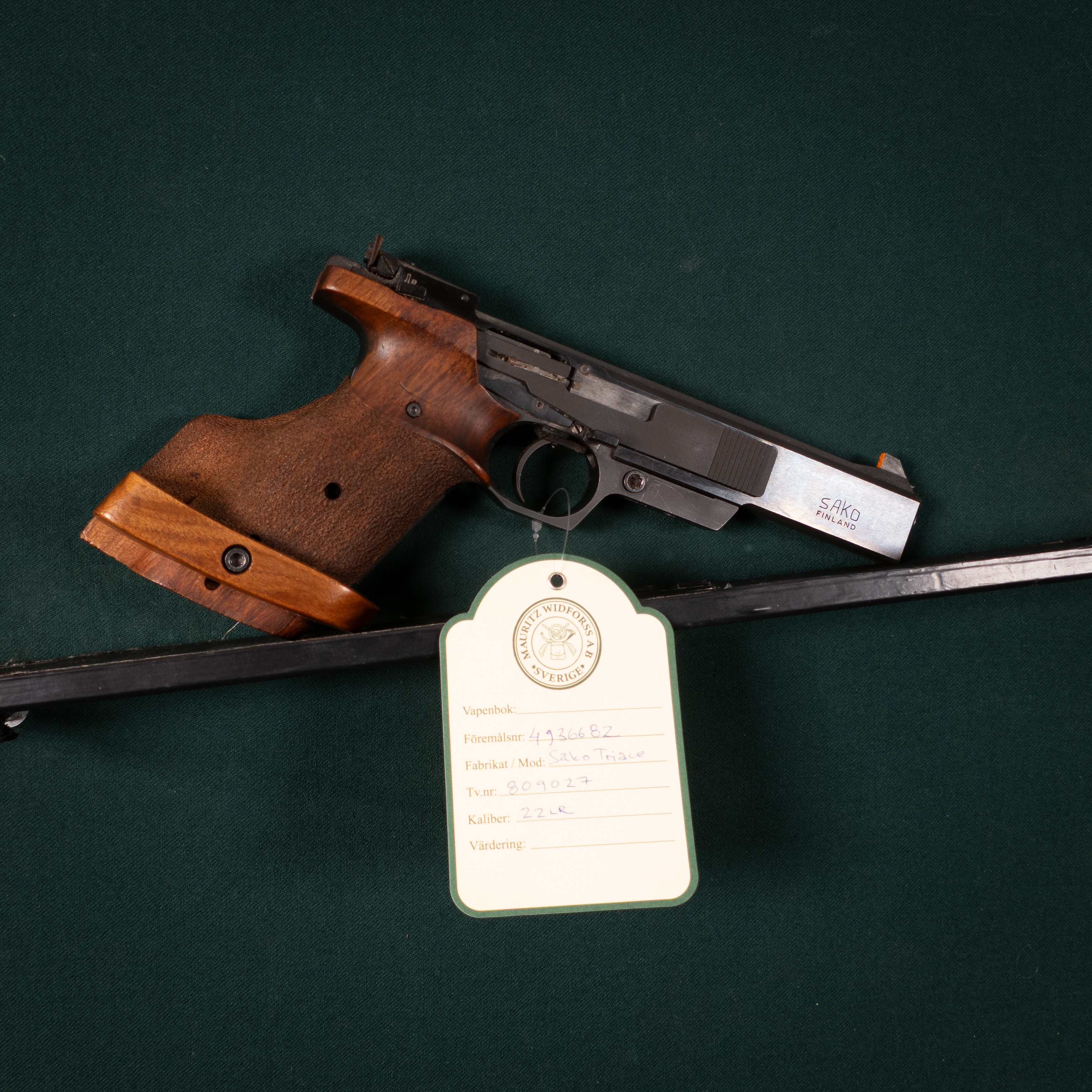 SAKO Triace kal. 22LR Tillv.nr. 809027 Växelsats kaliber 32 tillv.nr. 807887.