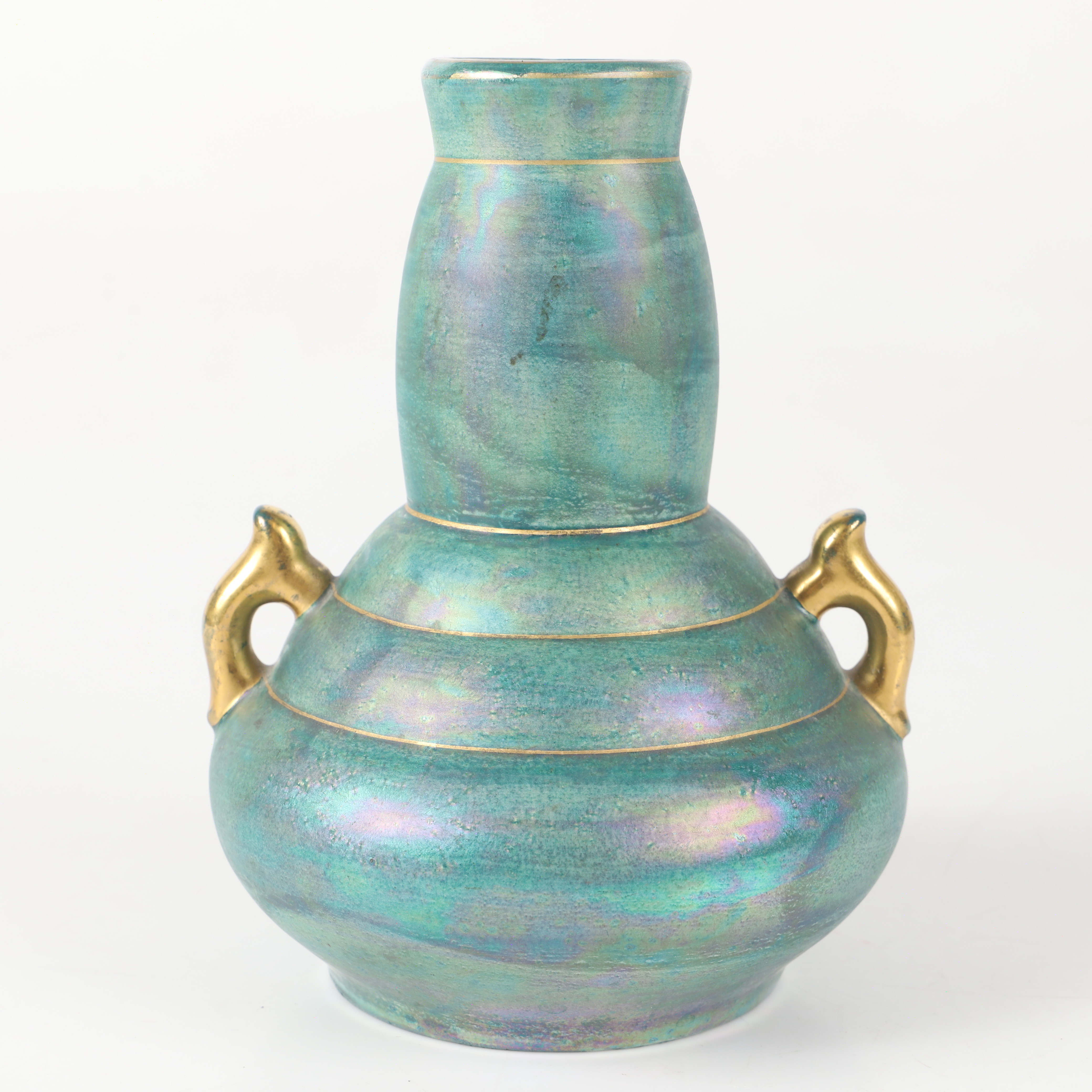 JOSEF EKBERG. Hänkelvas, porslin, Gustavsberg, 1900-talets första hälft.