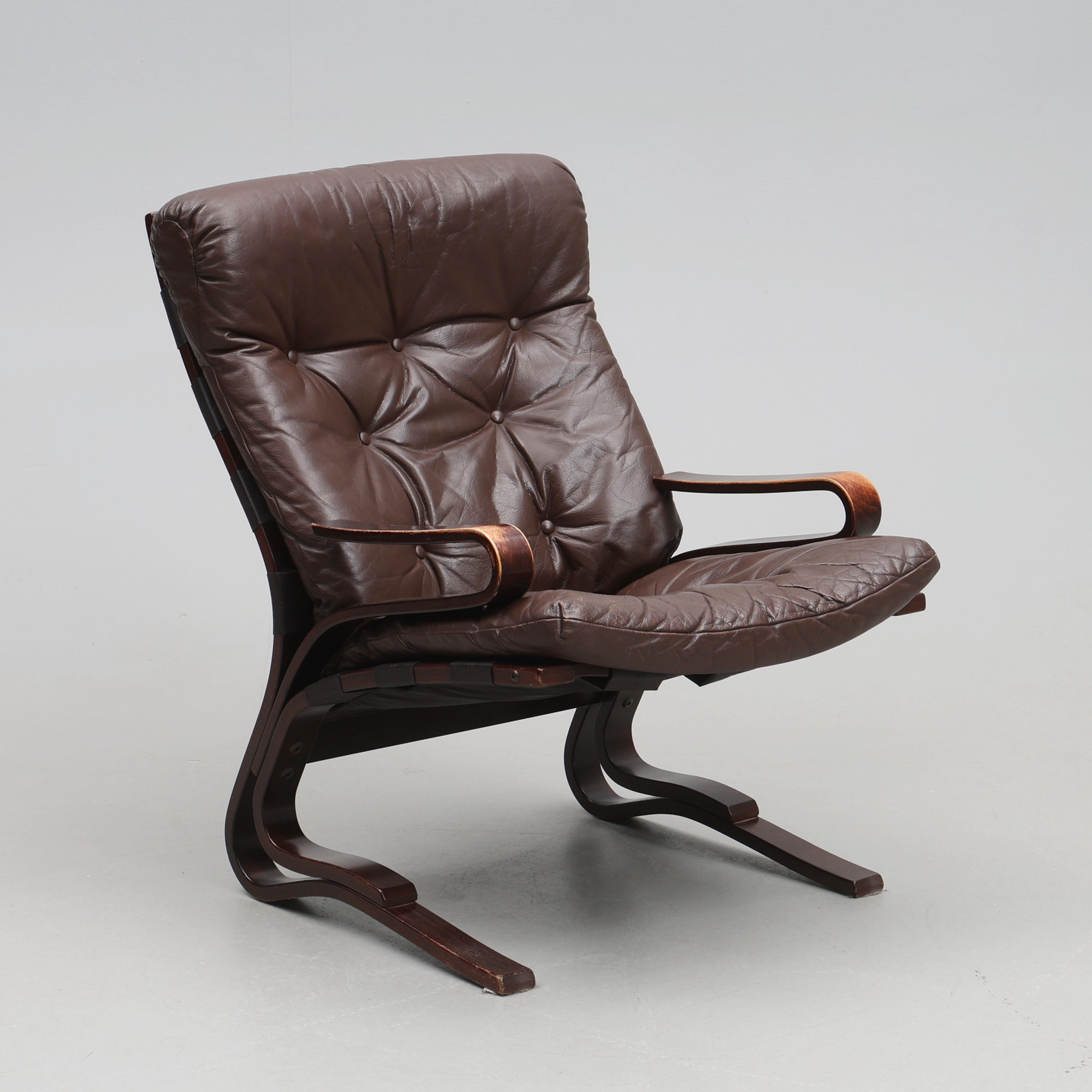 EINAR HOVE. fåtölj, ”Skyline”, Hove Möbler, Norge.