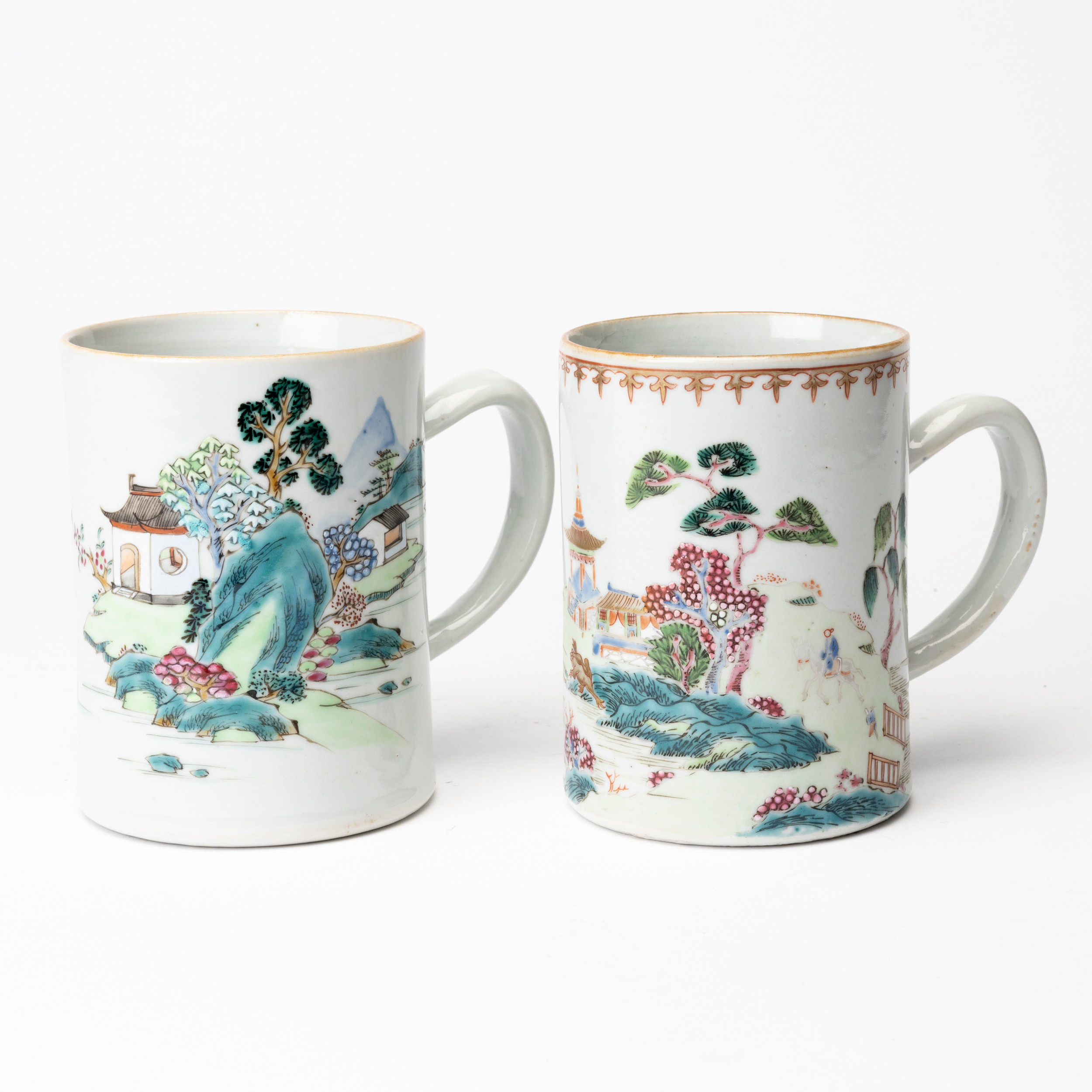 MUGGAR, 2 st, porslin, Kina, Qianlong (1736-1795).