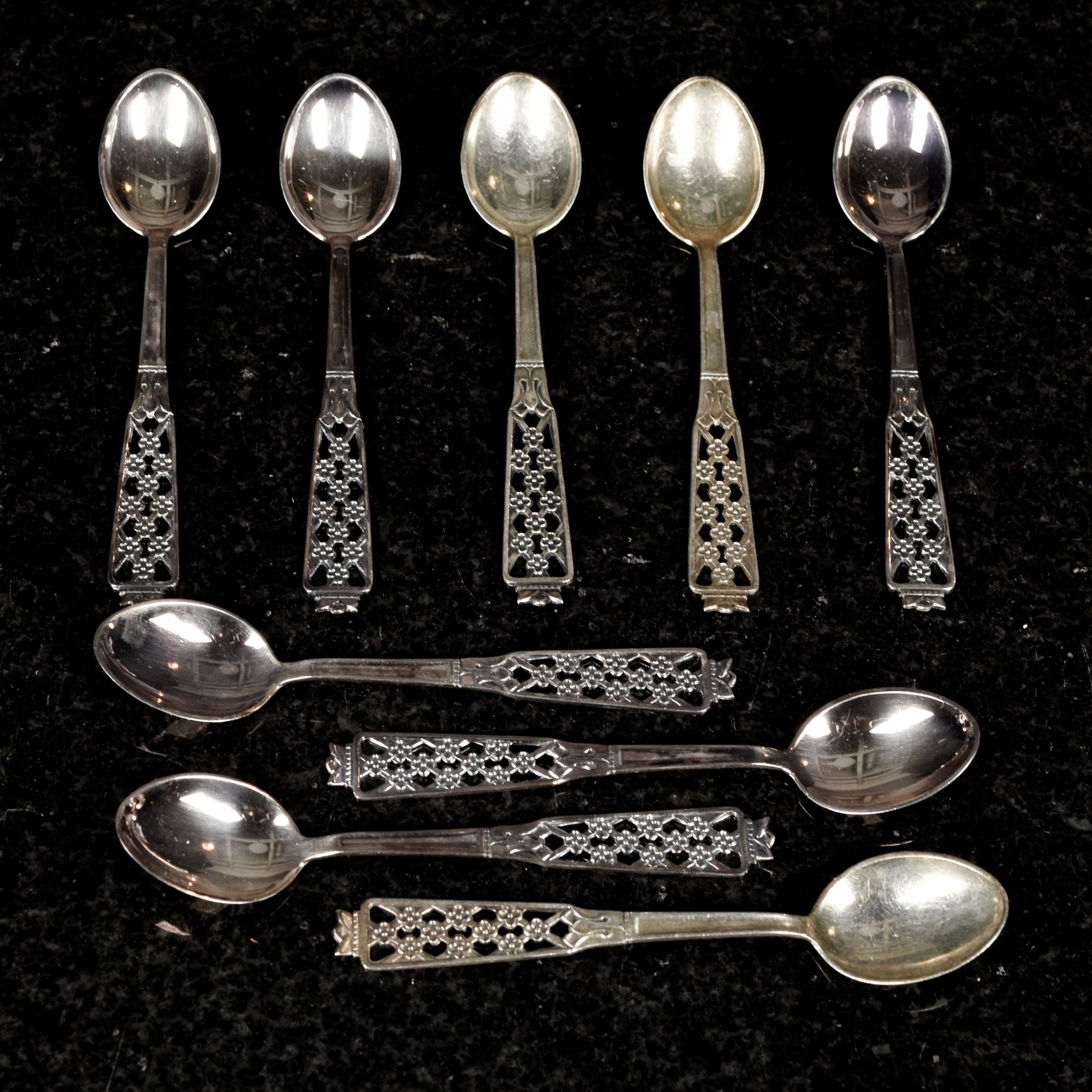 MOCCASKEDAR, 9 st, "Princess", CESONS, 1900-tal.