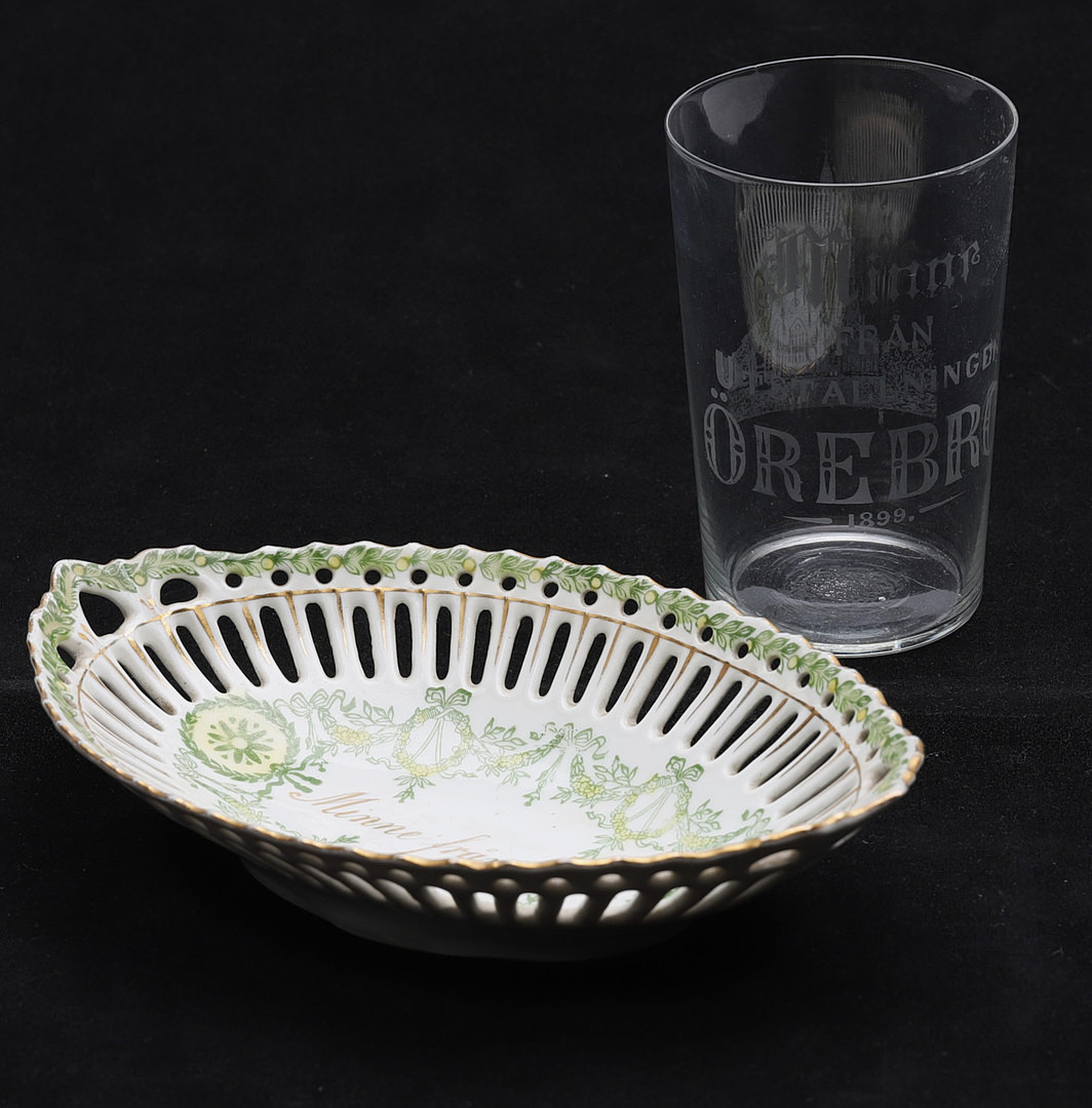 GALLERFAT och GLAS. Från utställningen i Örebro -1899.