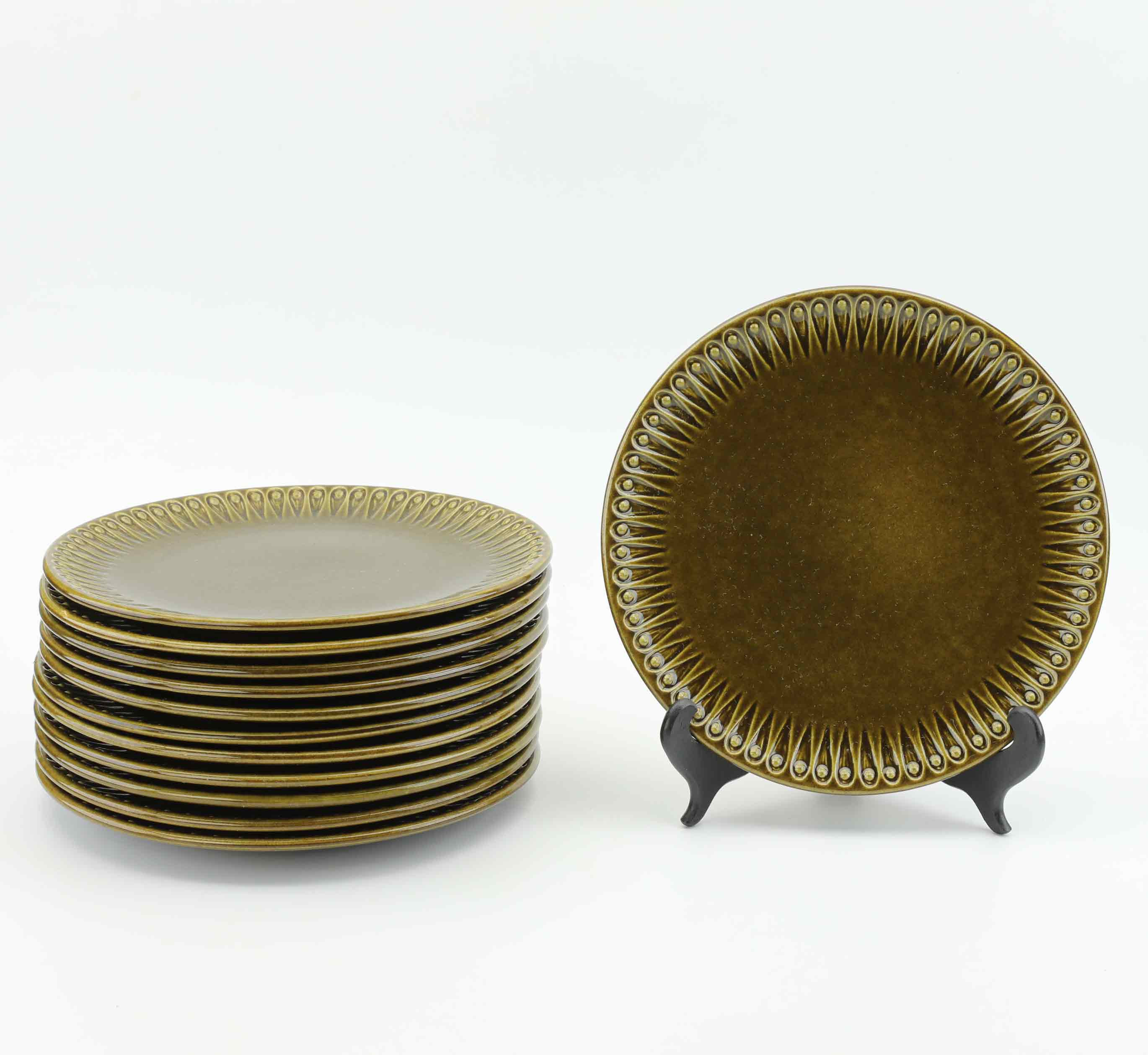 MATTALLRIKAR, 12 st, keramik, grön glasyr, 1970-tal.