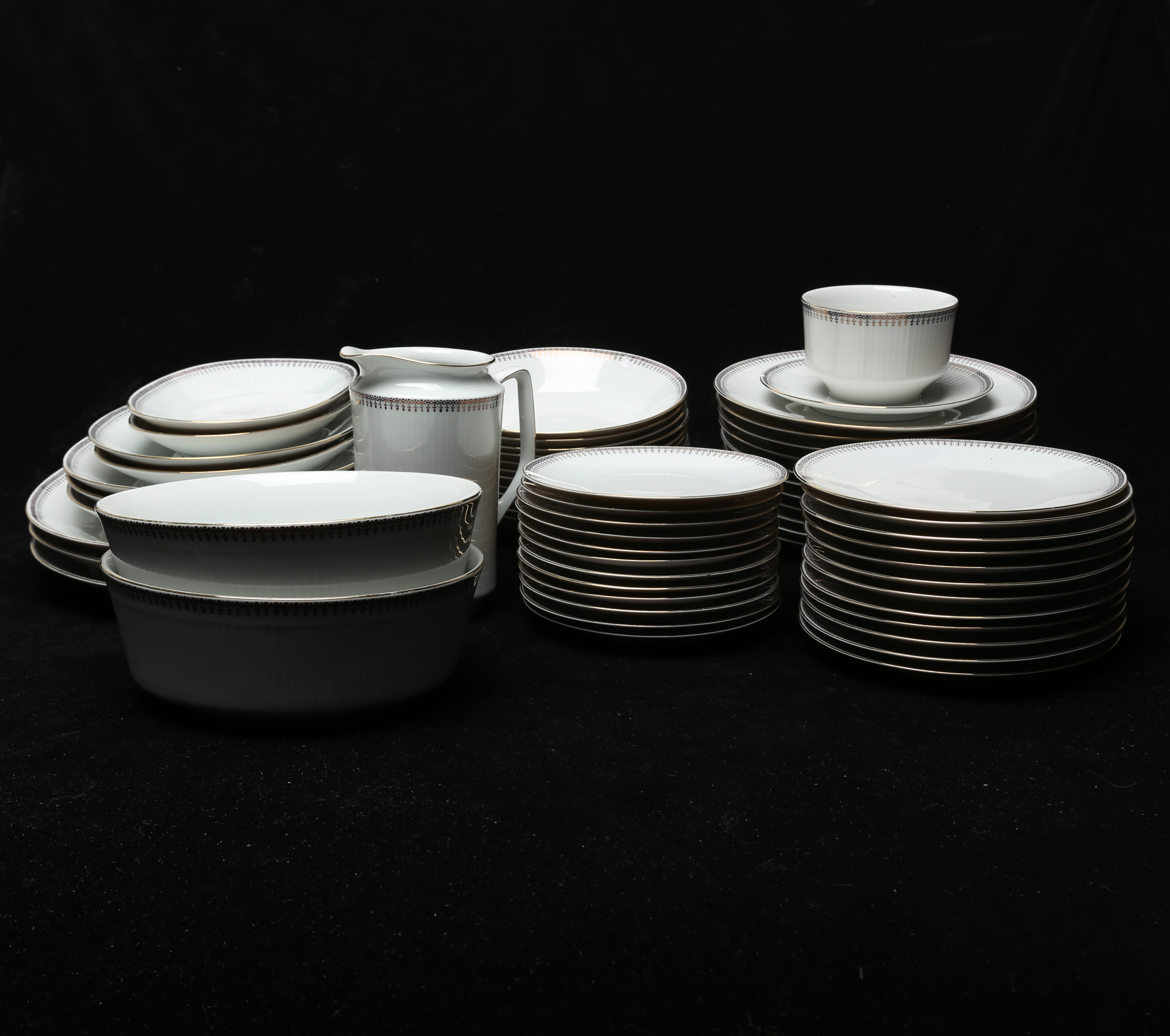 MATSERVIS, 64 delar, porslin, Bareuther.