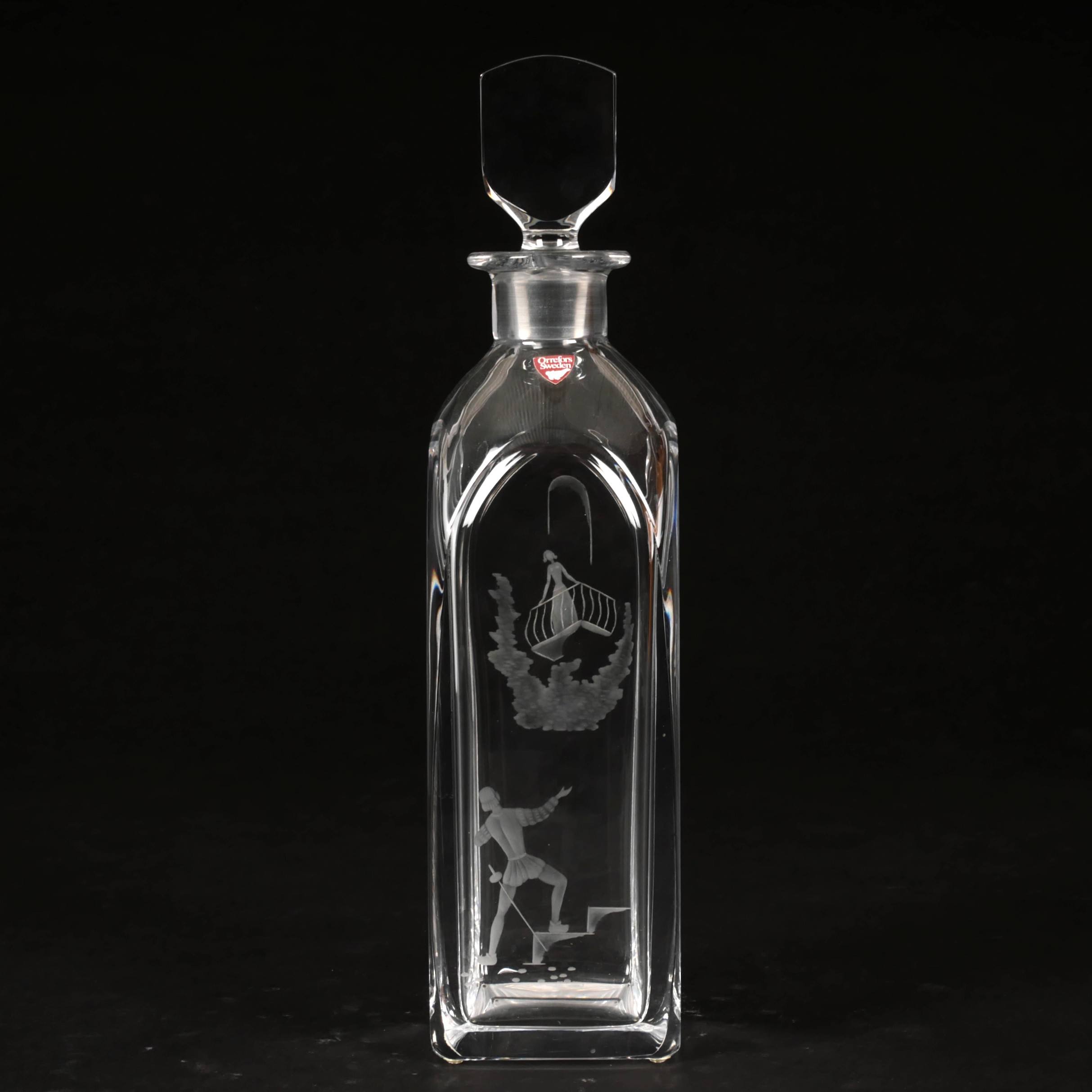 NILS LANDBERG. Karaff, "Romeo & Julia", graverat glas, Orrefors, signerad.