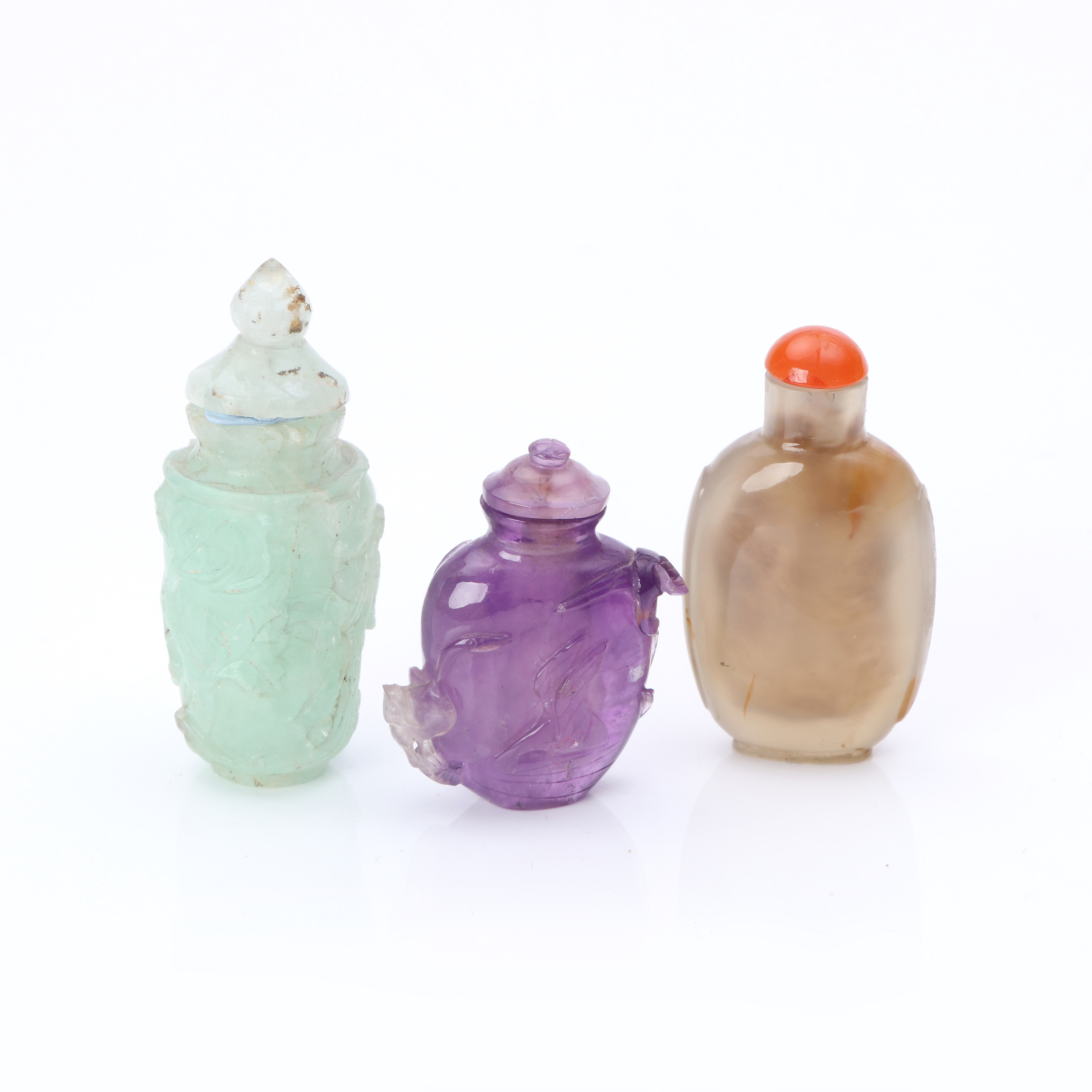 SNUSFLASKOR, TRE ST. Mineral, bl.a. ametist. Kina, 1900-tal.