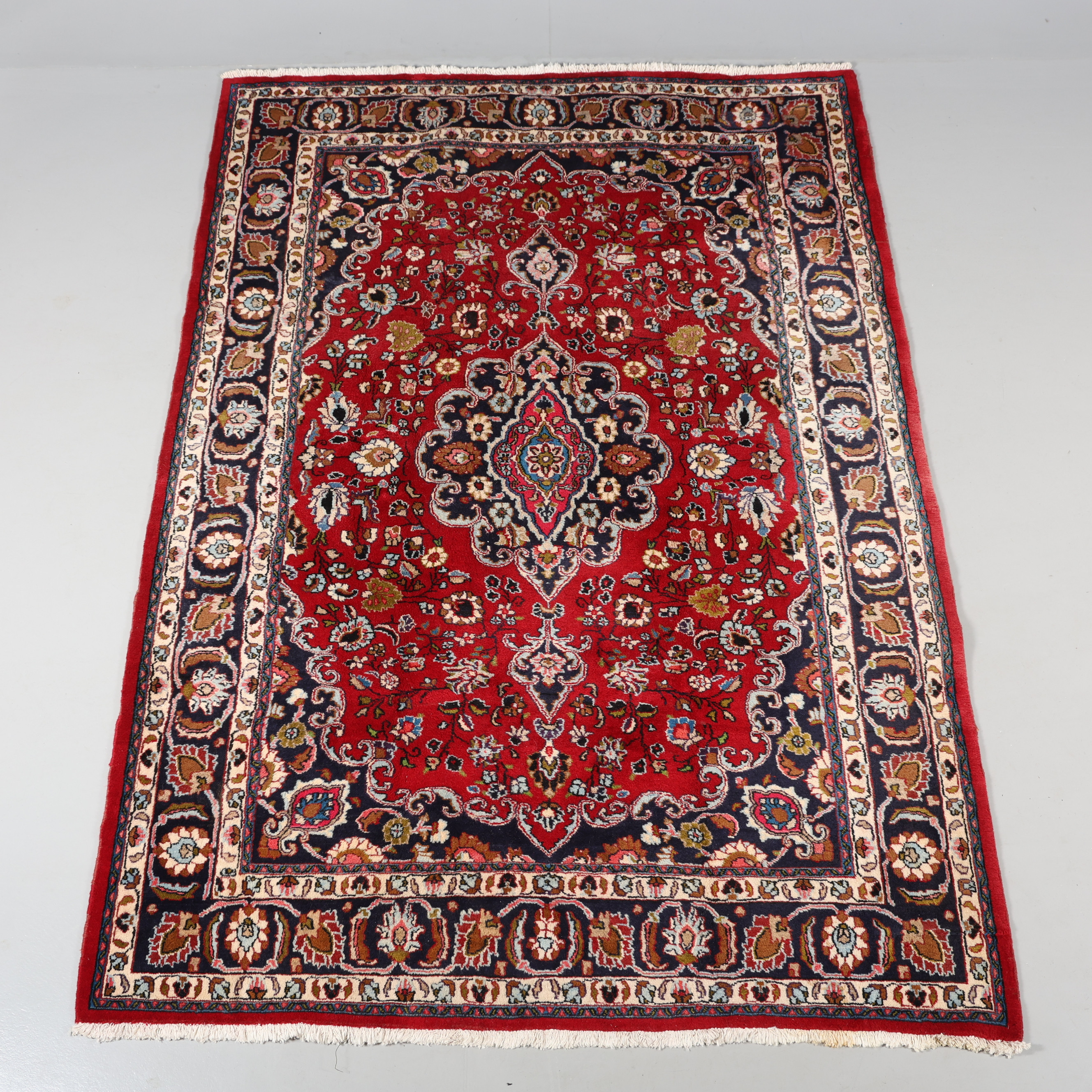 MATTA, handknuten, persisk, 210x303 cm.