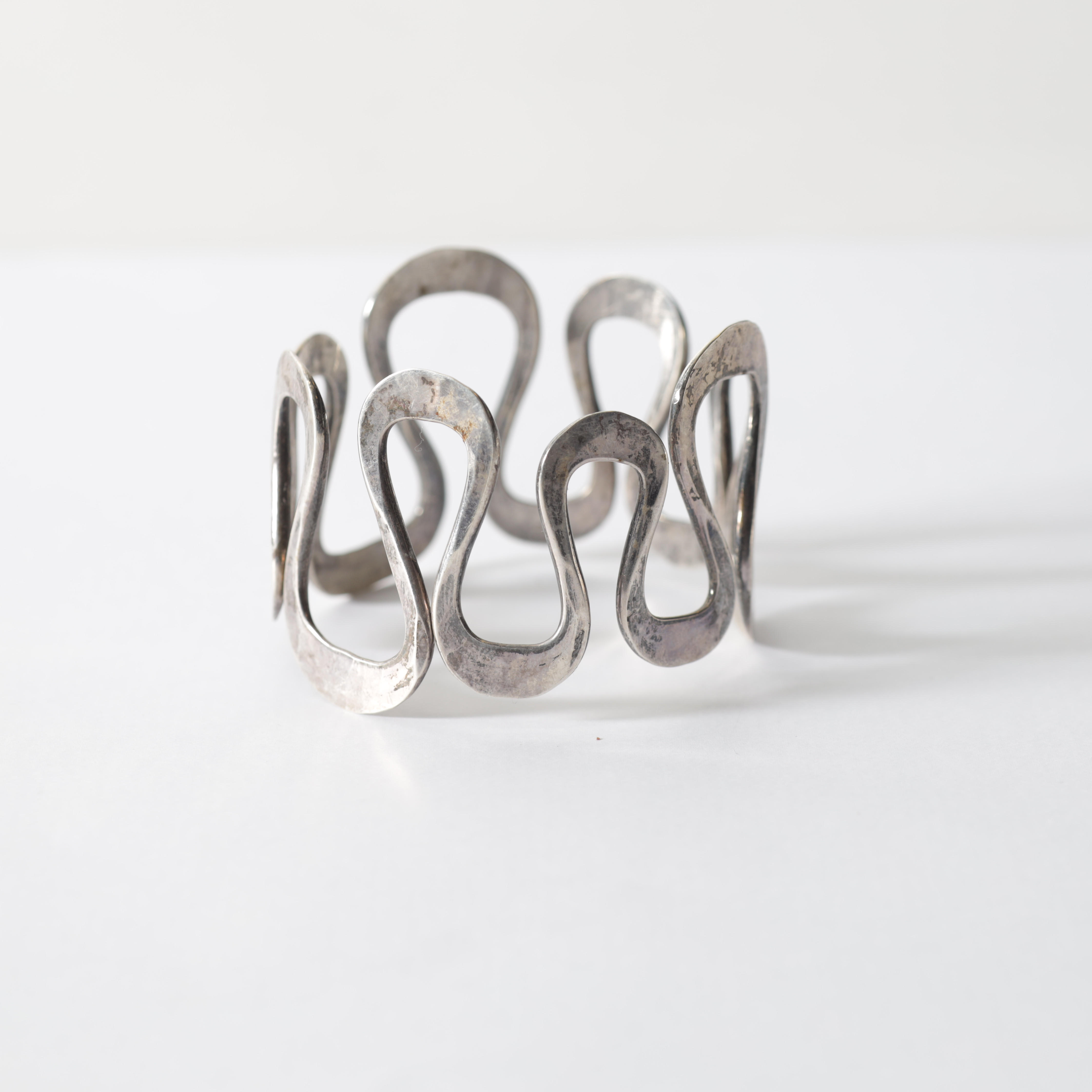 ANNA GRETA EKER. armband, sterlingsilver, Fredrikstad, Norge. Totalvikt ca 67,3 gram.