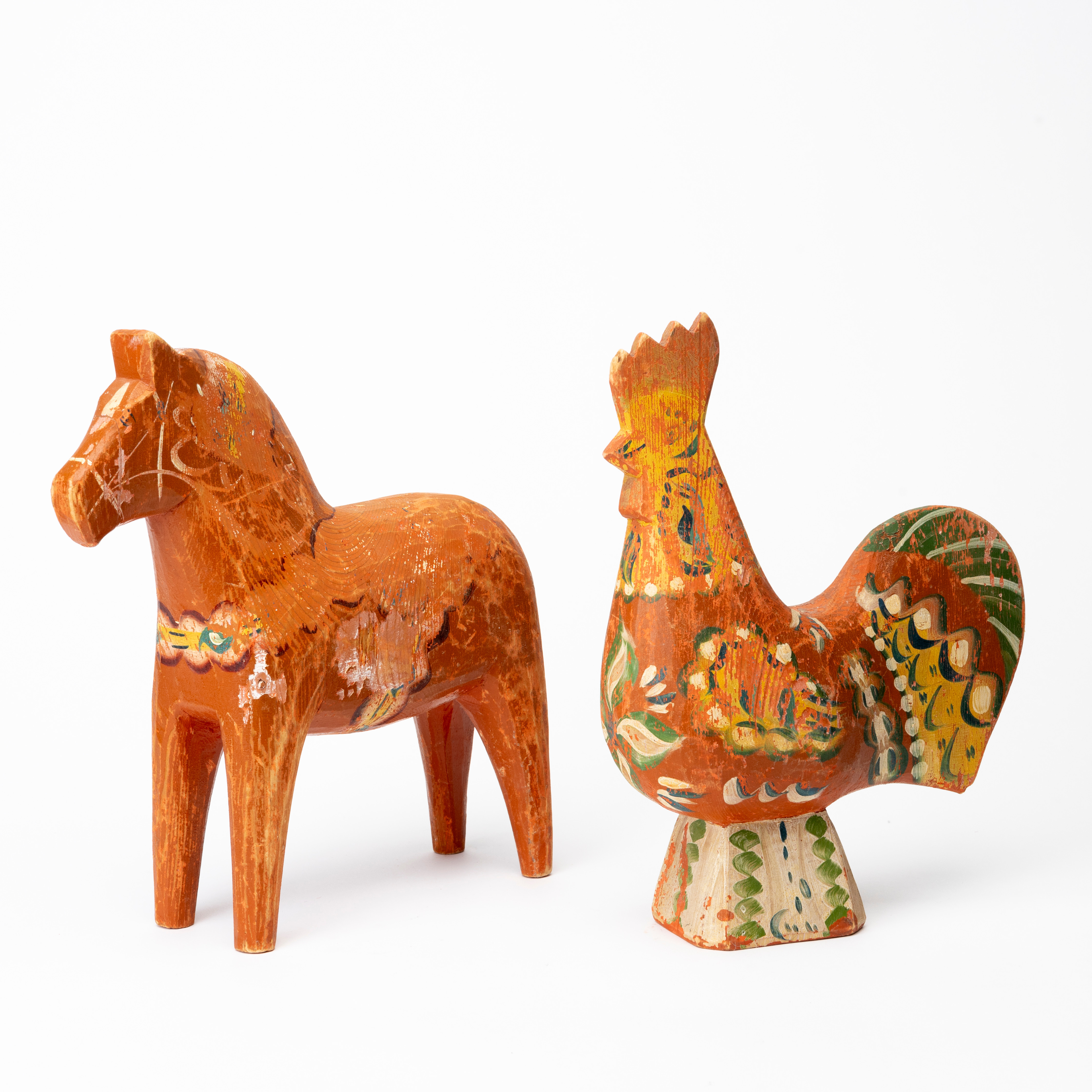 DALAHÄST OCH TUPP, bemålat trä, 1900-tal.
